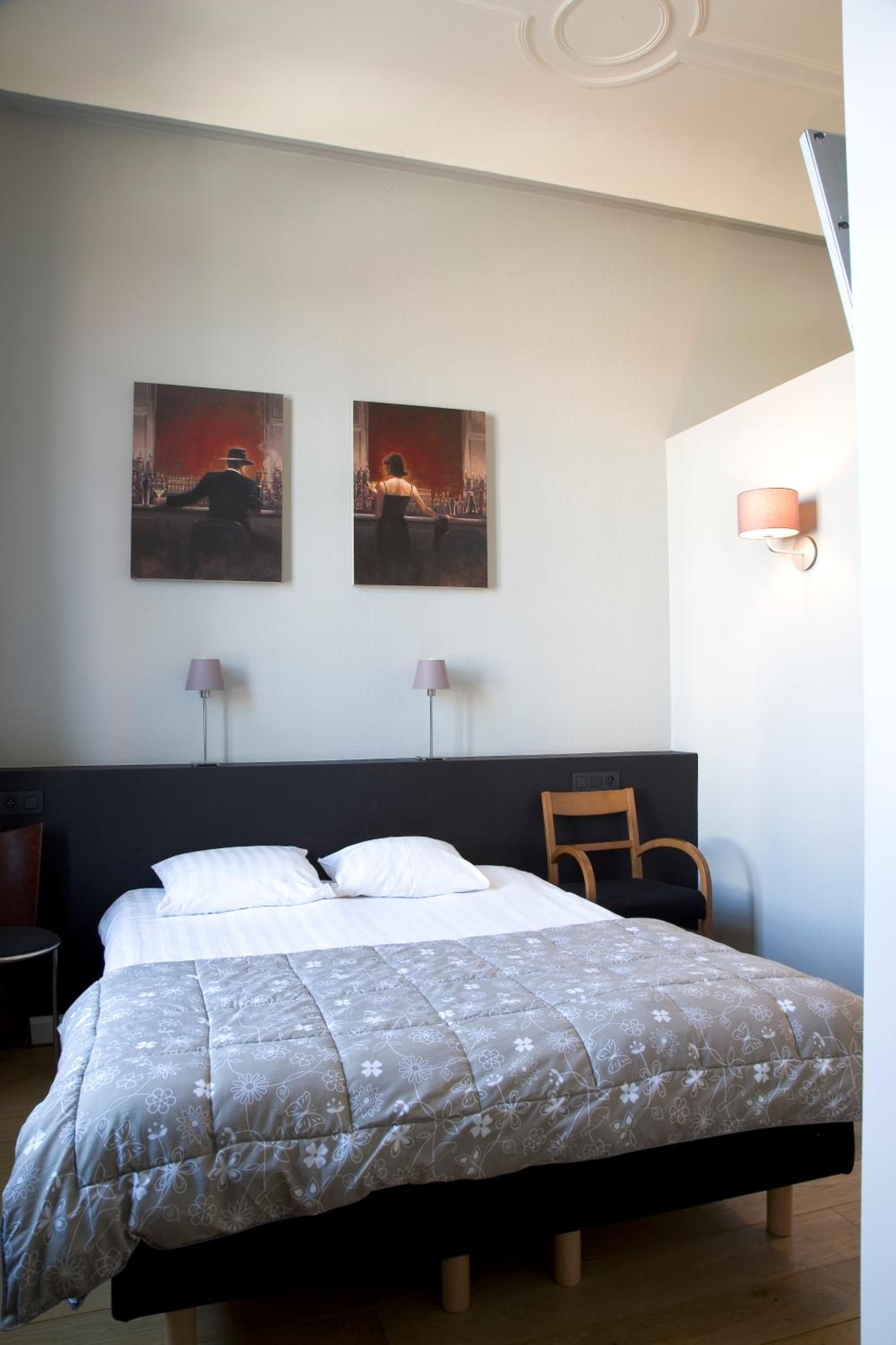 Double or Twin Room - Photo 1