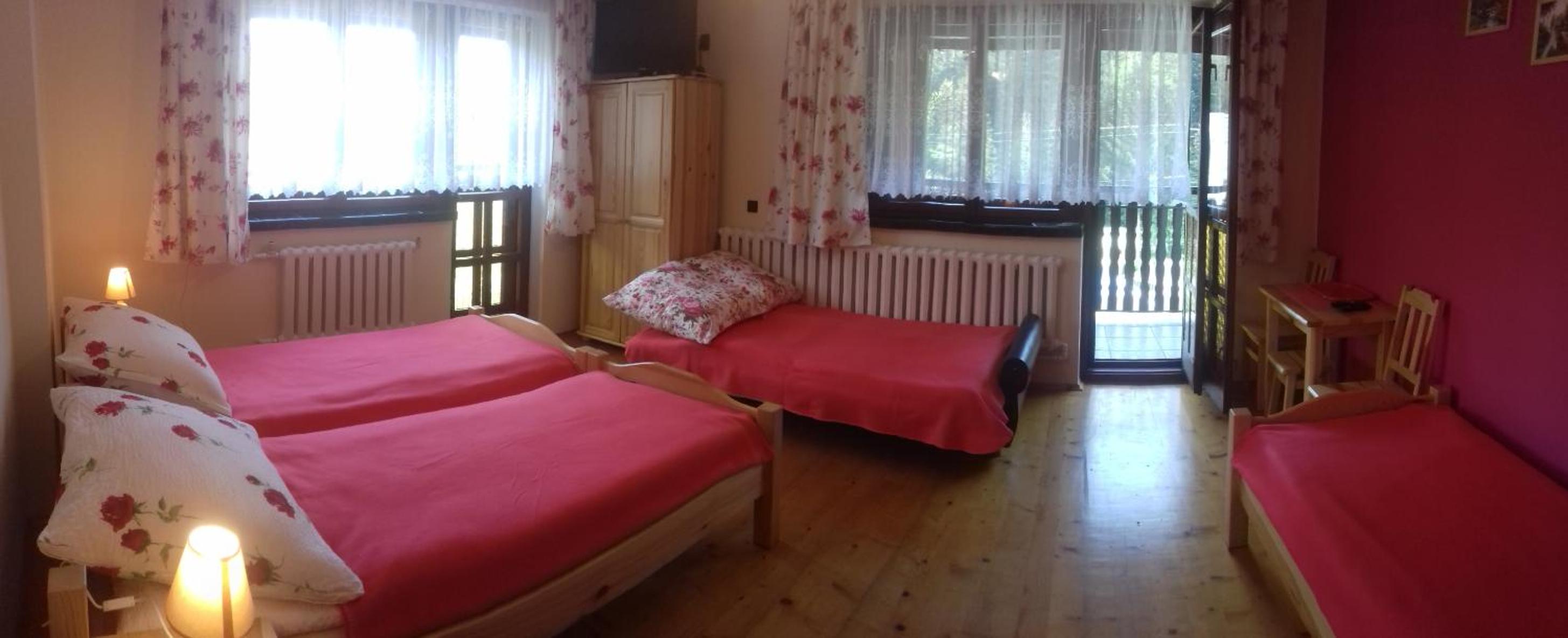 Quadruple Room with Private External Bathroom photo 1