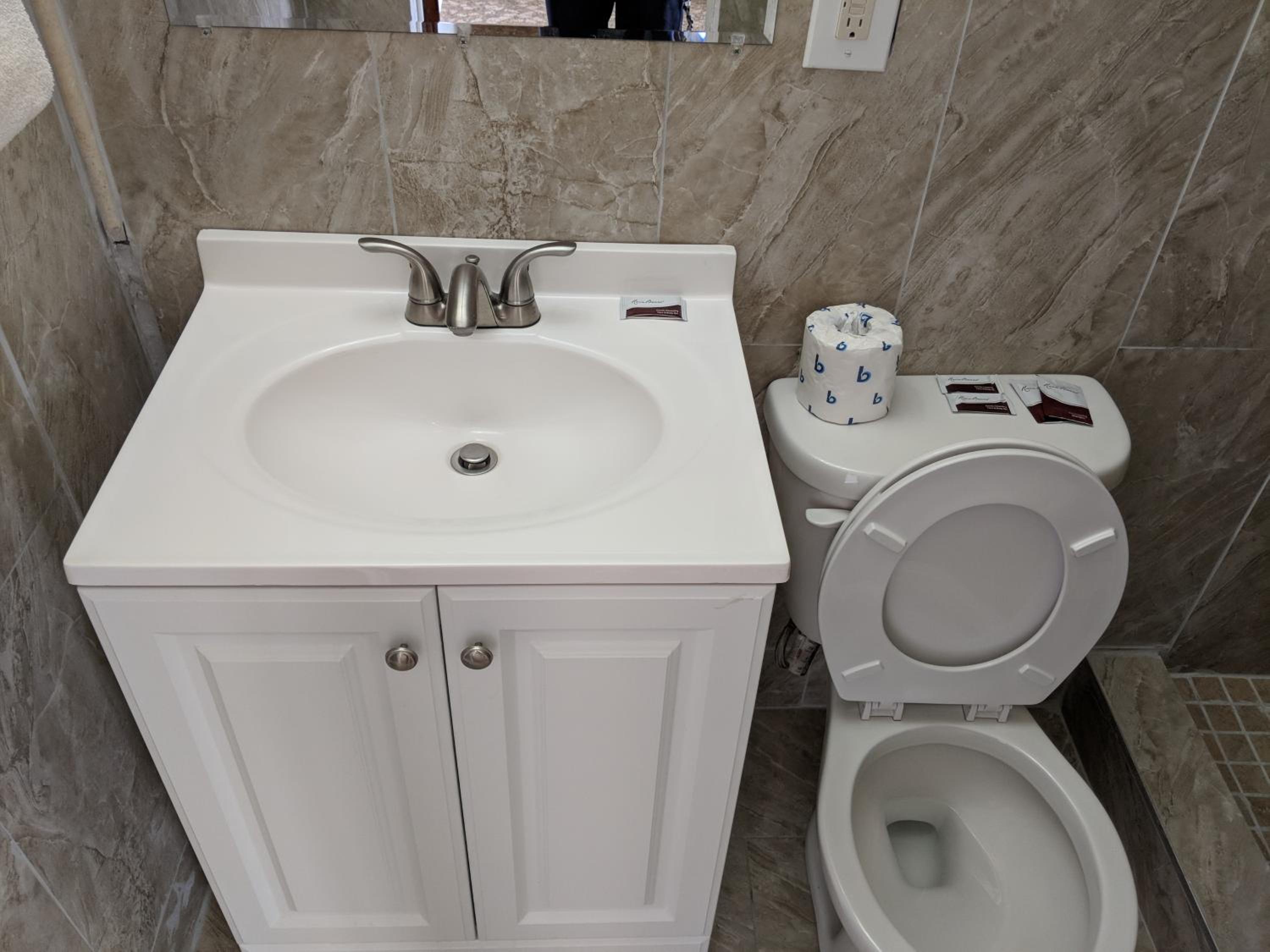 Small Single Room photo 2