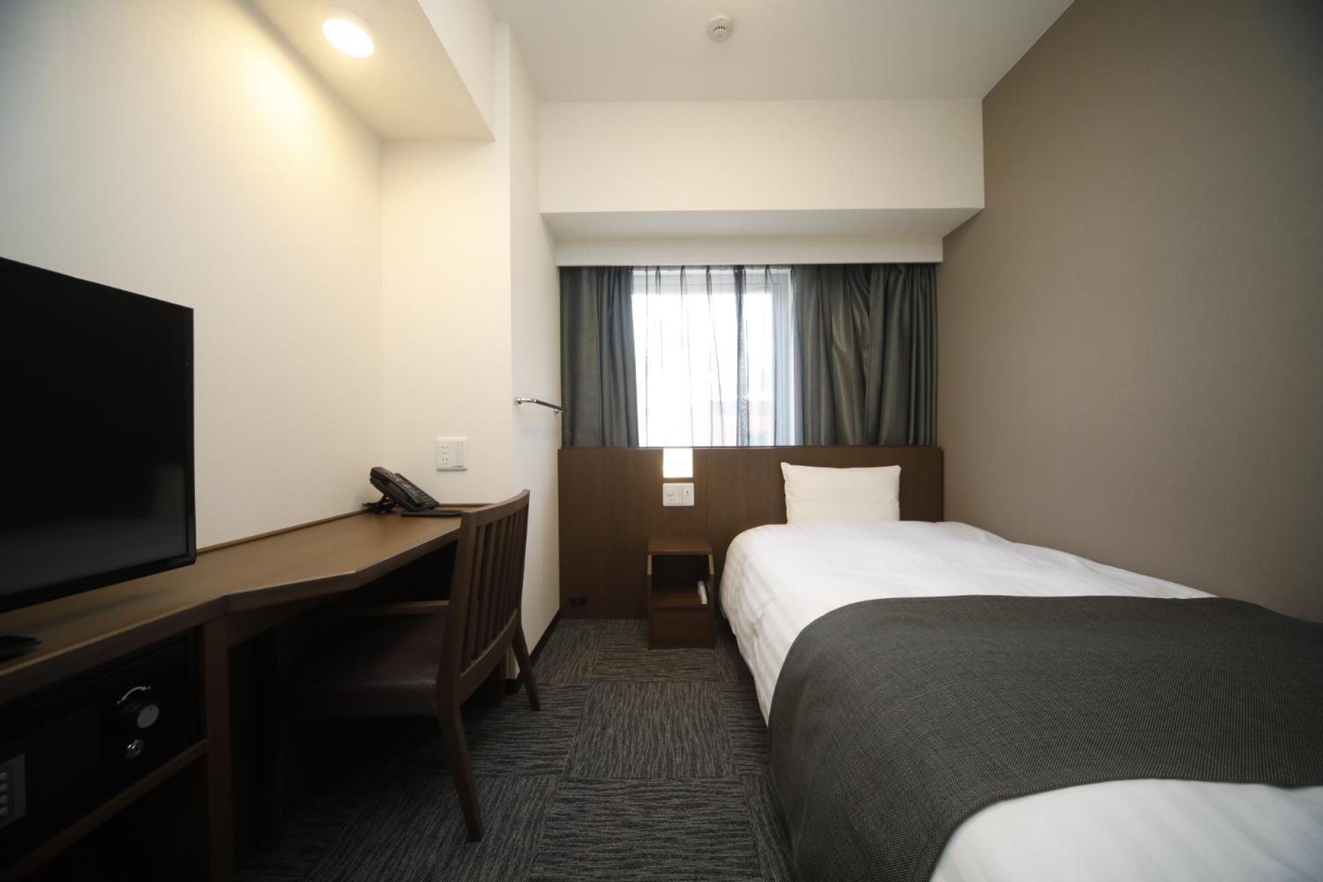 Room Selected at Check-In - Non-Smoking - Photo 1