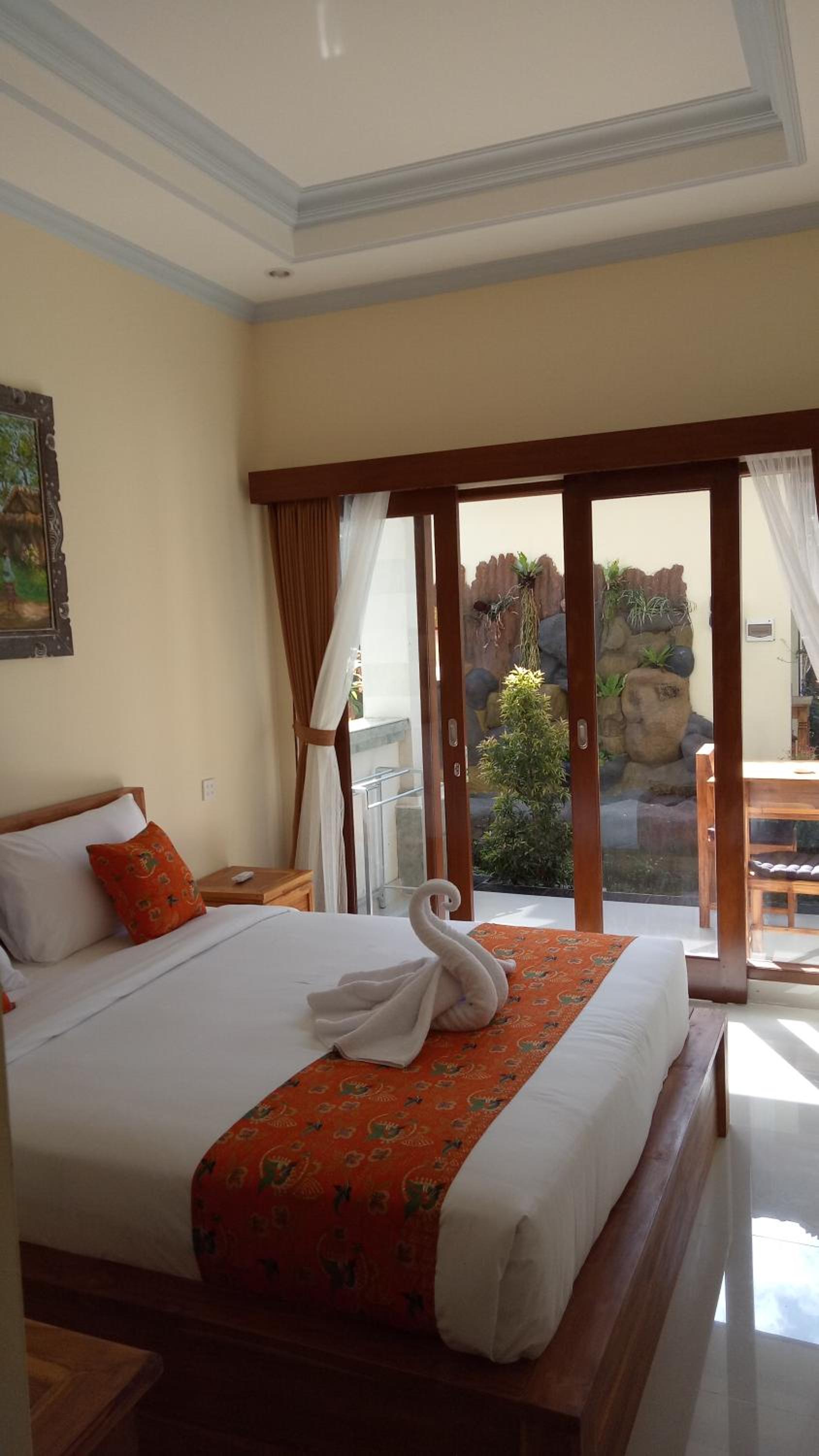 Double Room - Photo 15