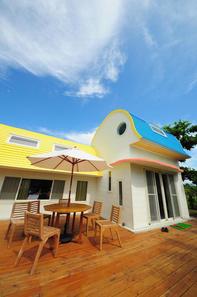 Deluxe Family Suite photo 2