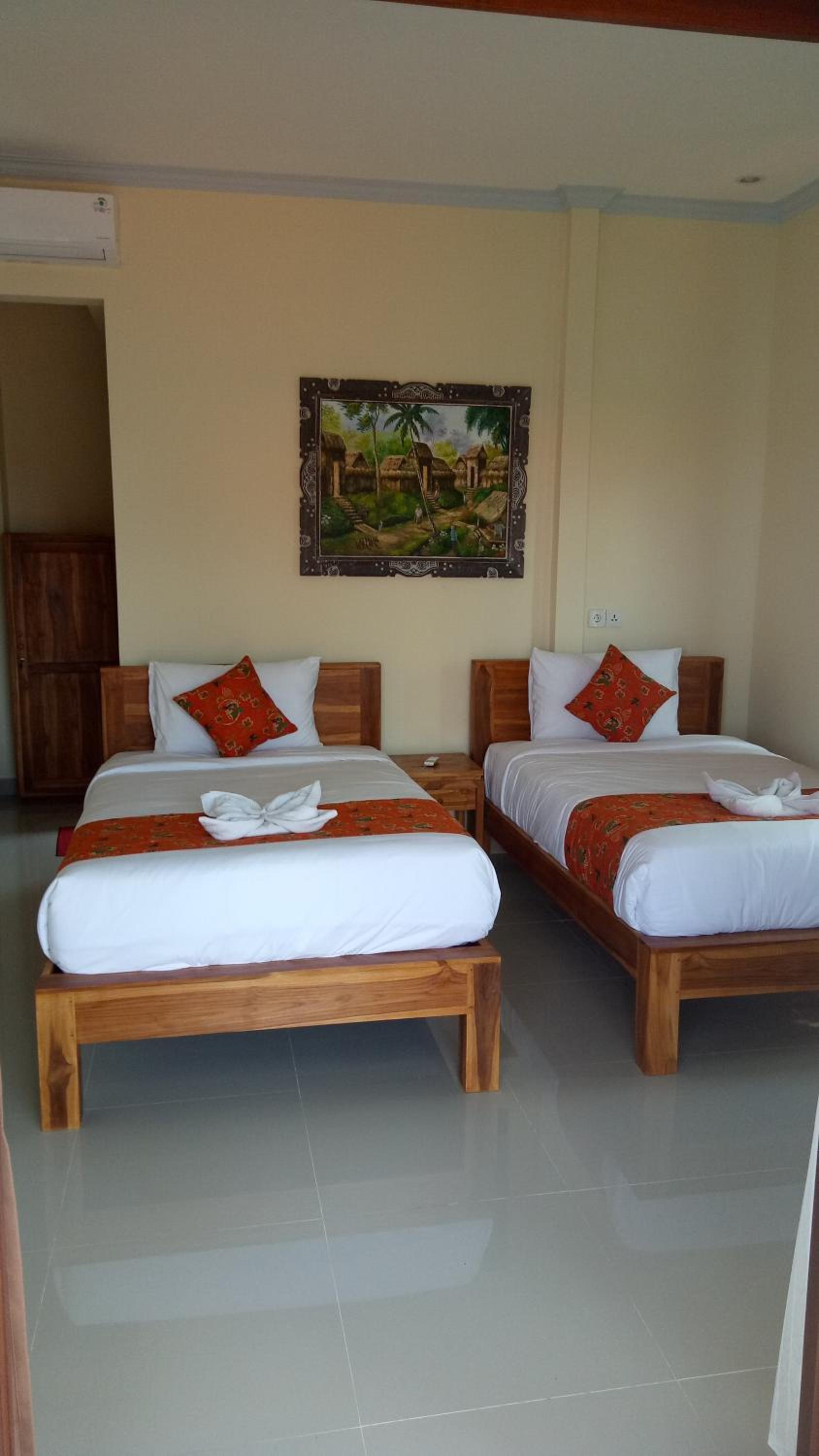Standard Twin Room - Photo 3
