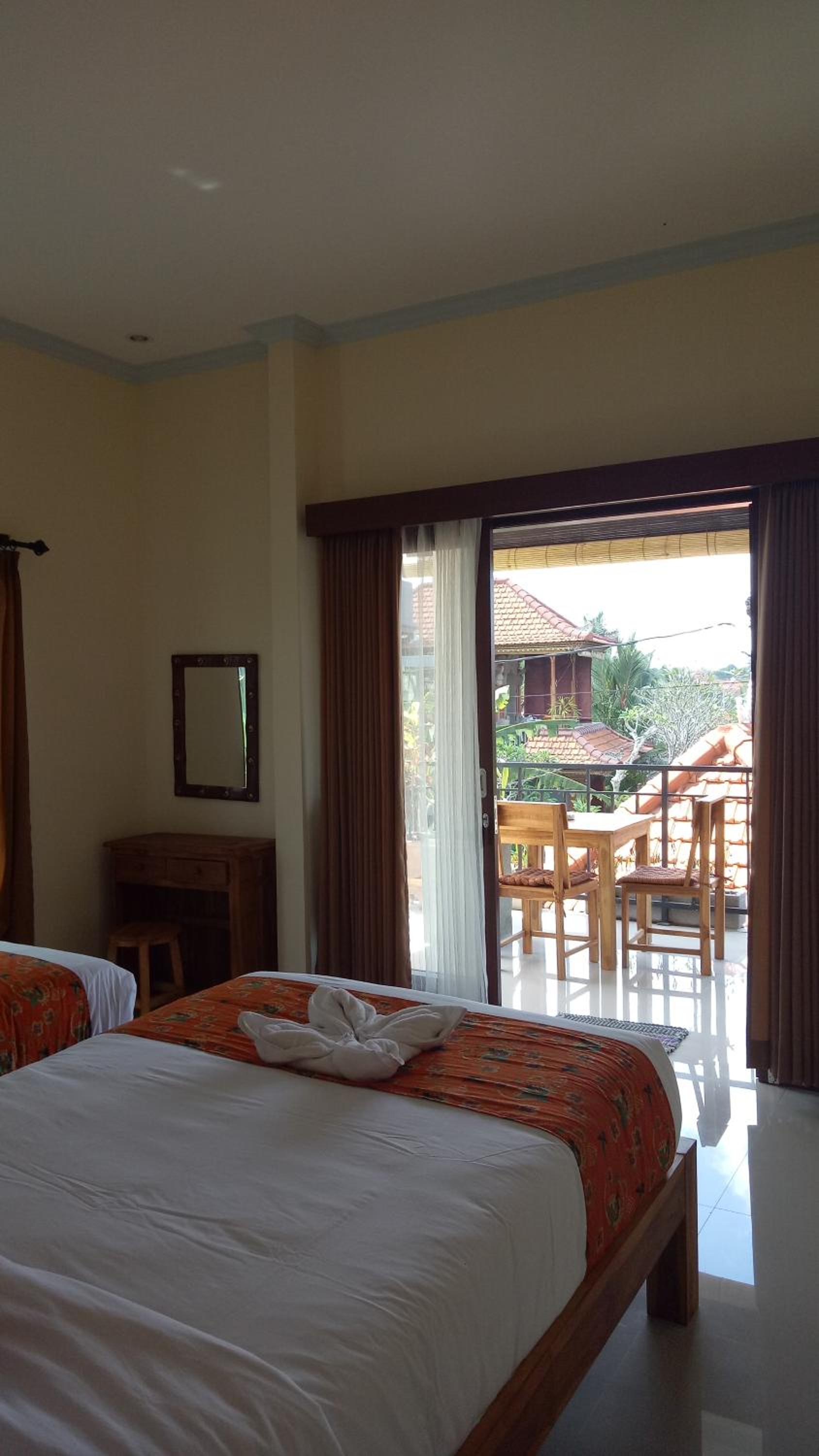 Standard Twin Room - Photo 4