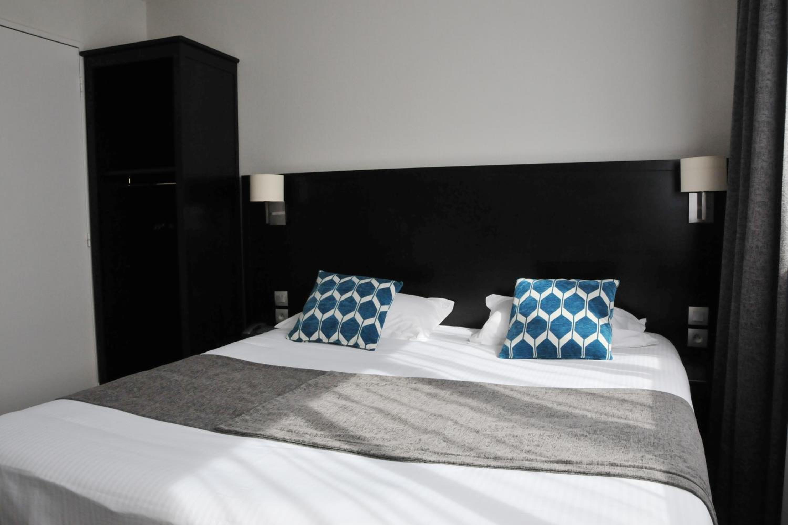 Superior Double Room - Photo 2