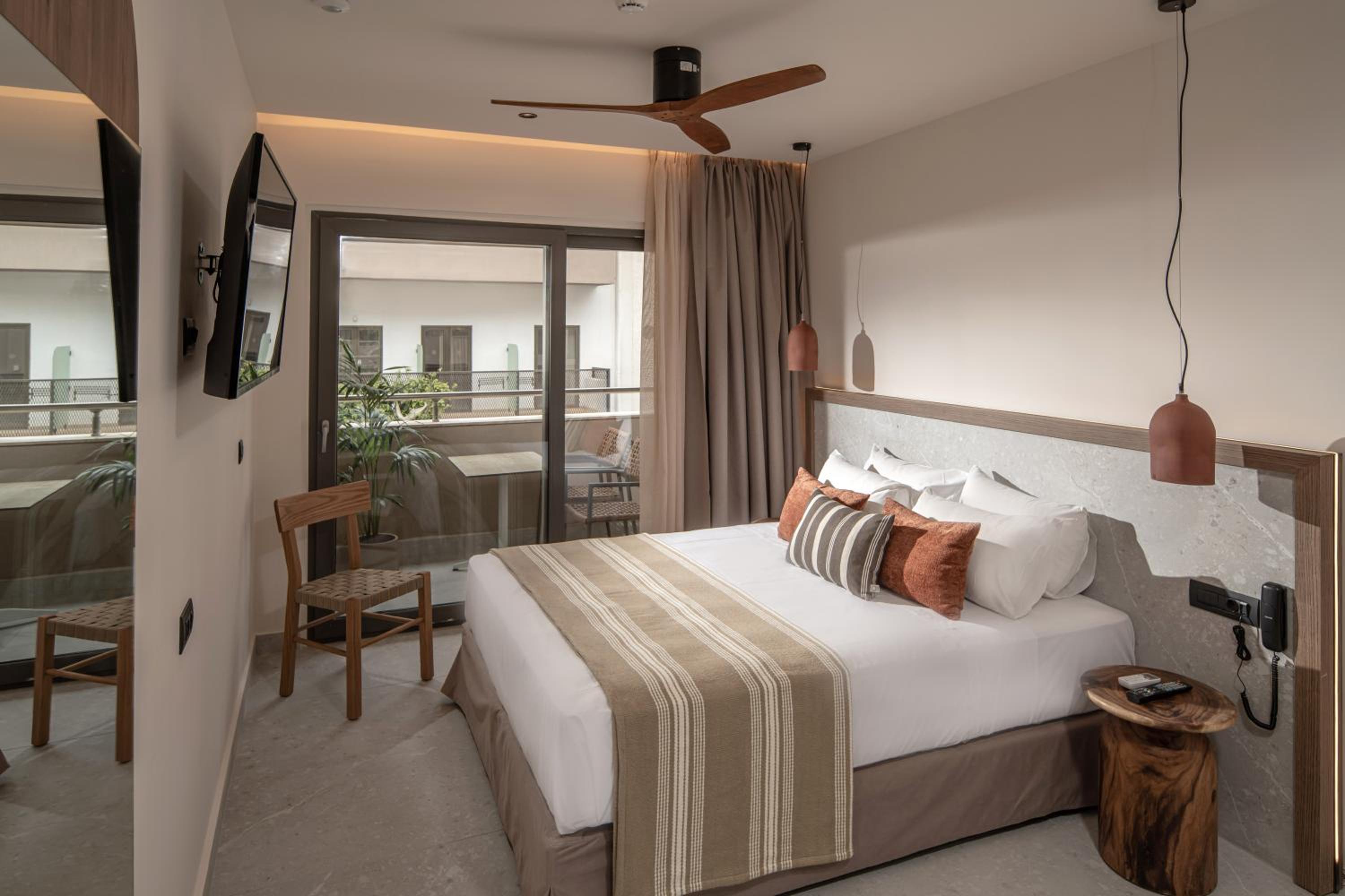 Premium Urban Room photo 1