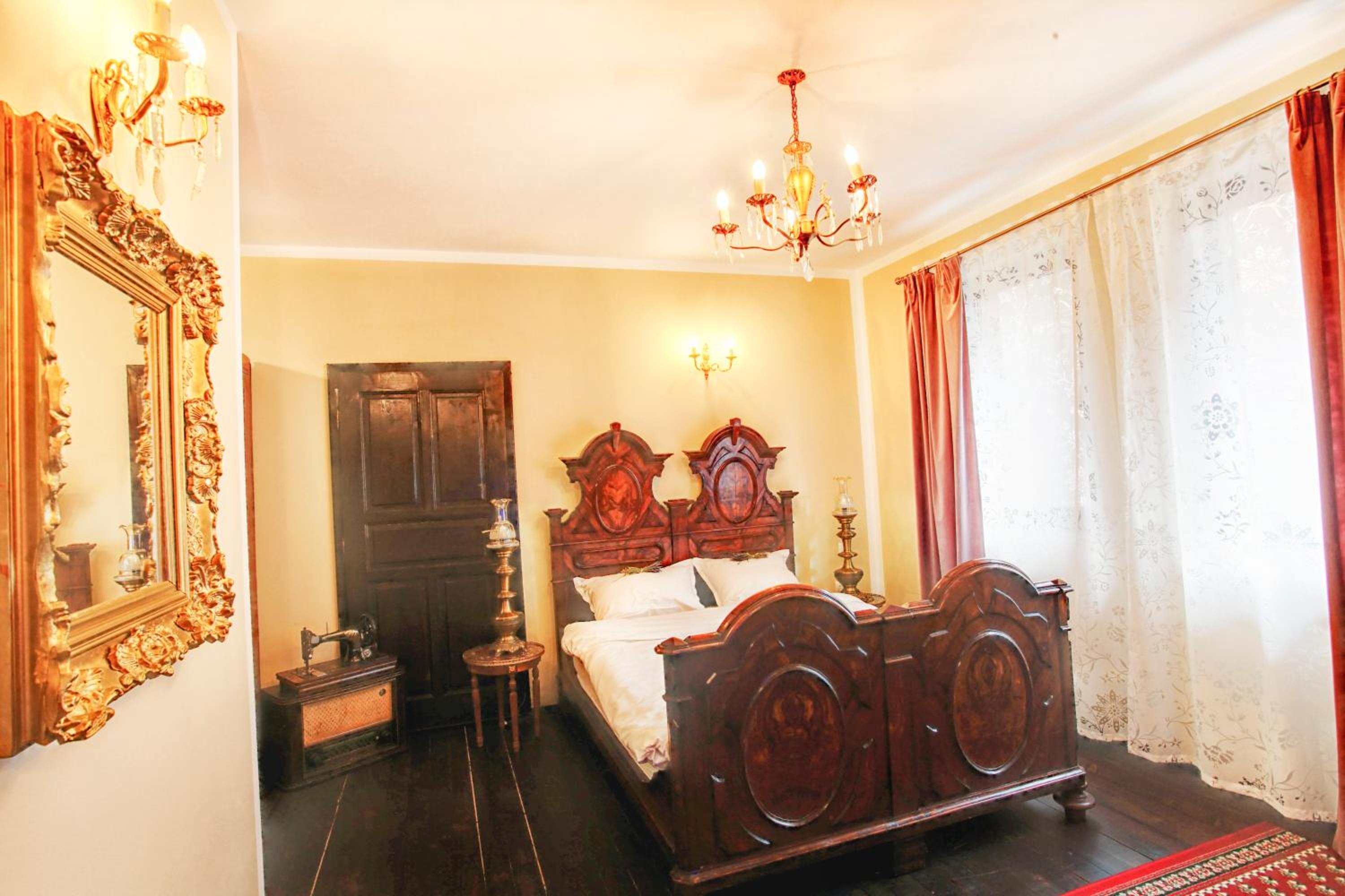 Deluxe Double Room - Photo 1