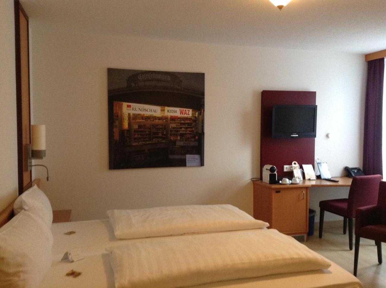 Double Room - Photo 5