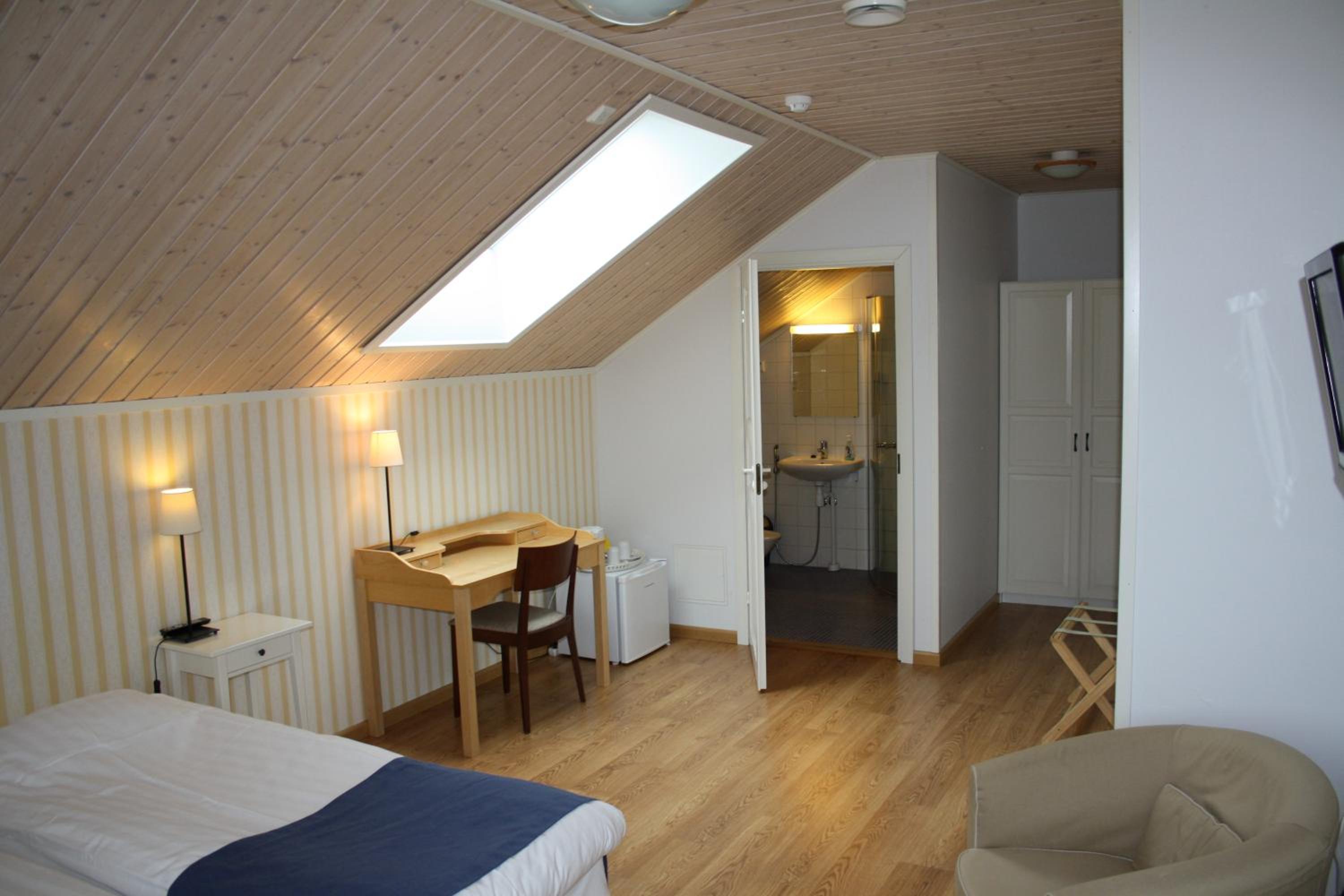 Deluxe Twin Room photo 2