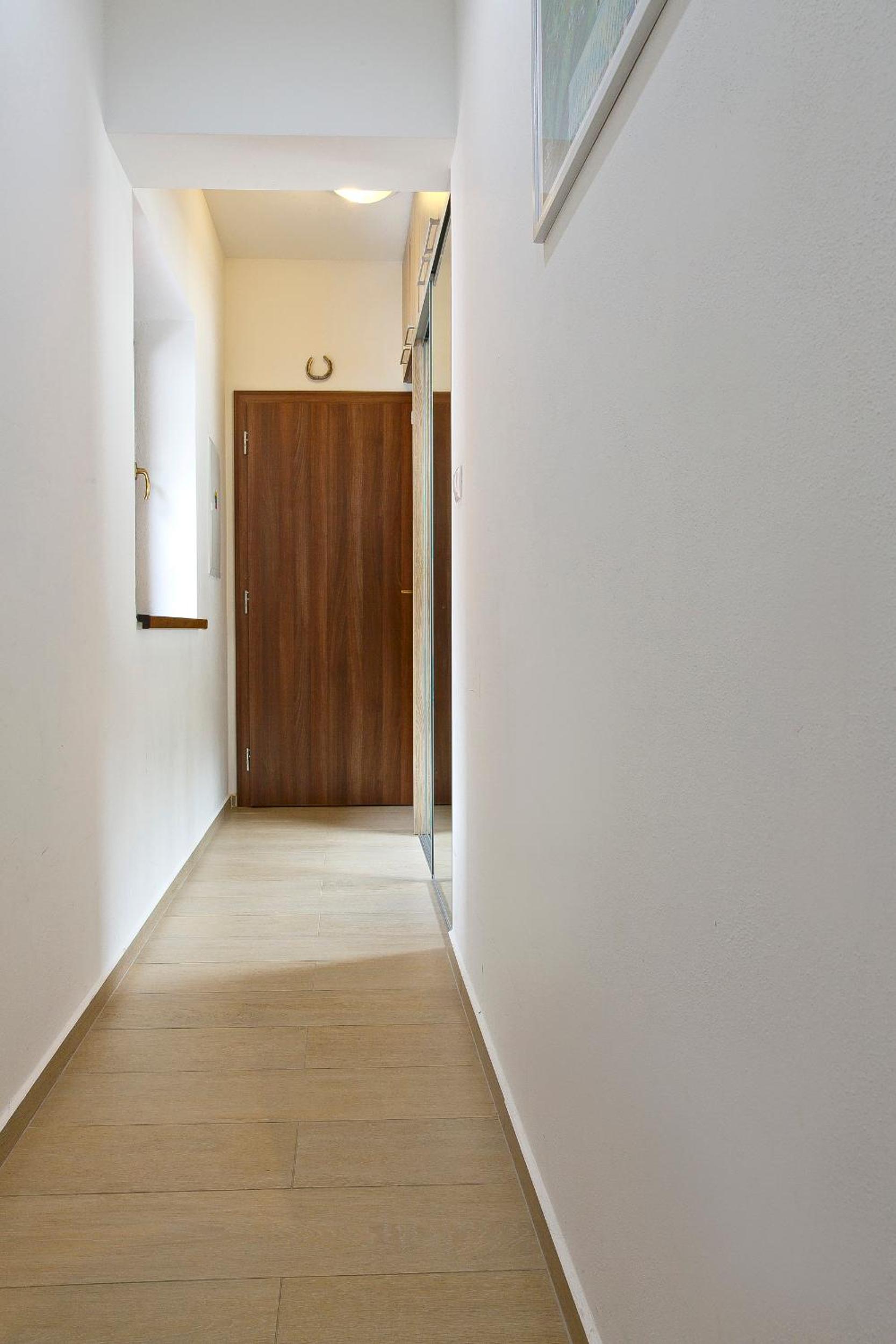 Apartment with Balcony - Photo 13