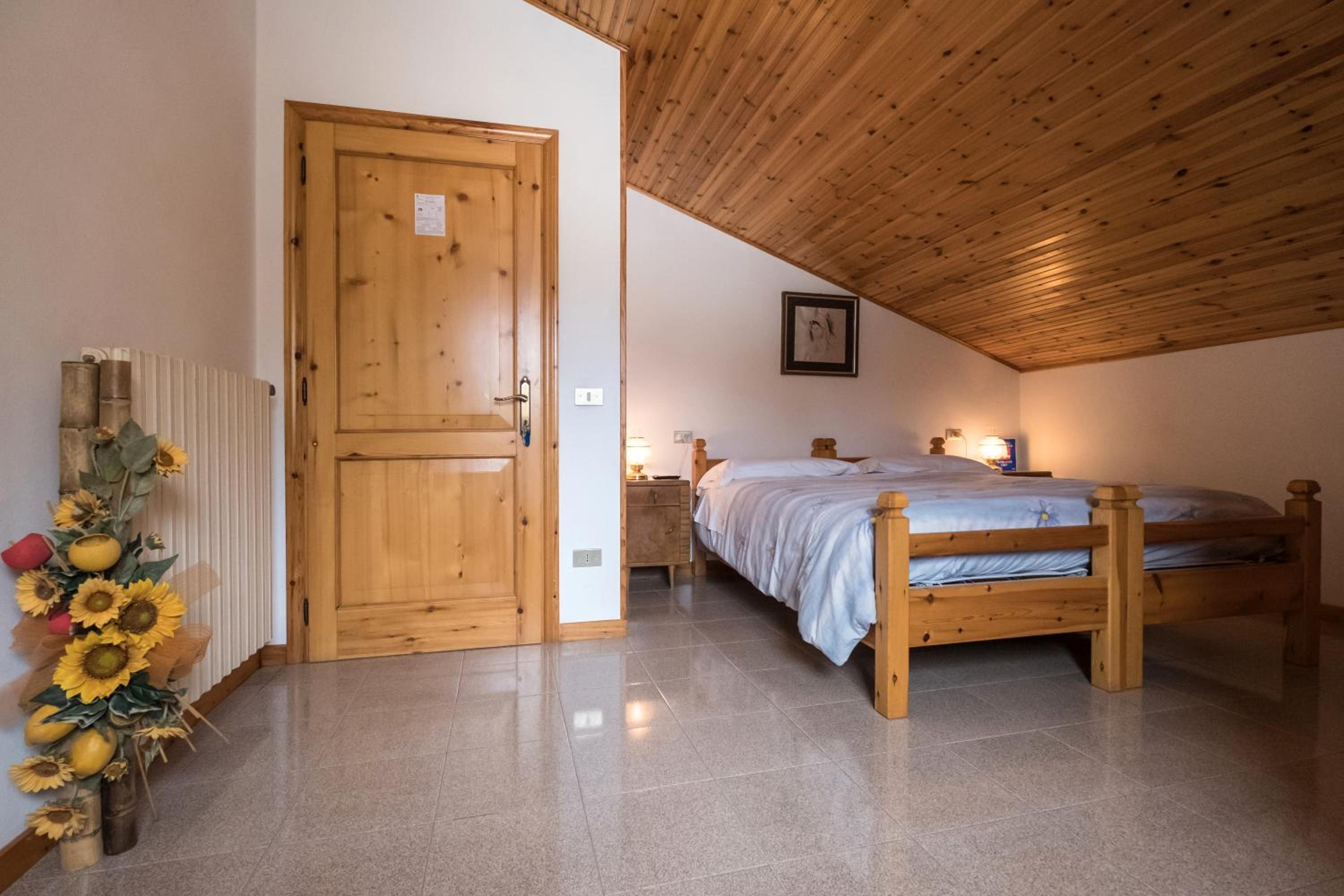 Triple Room with Private Bathroom photo 2