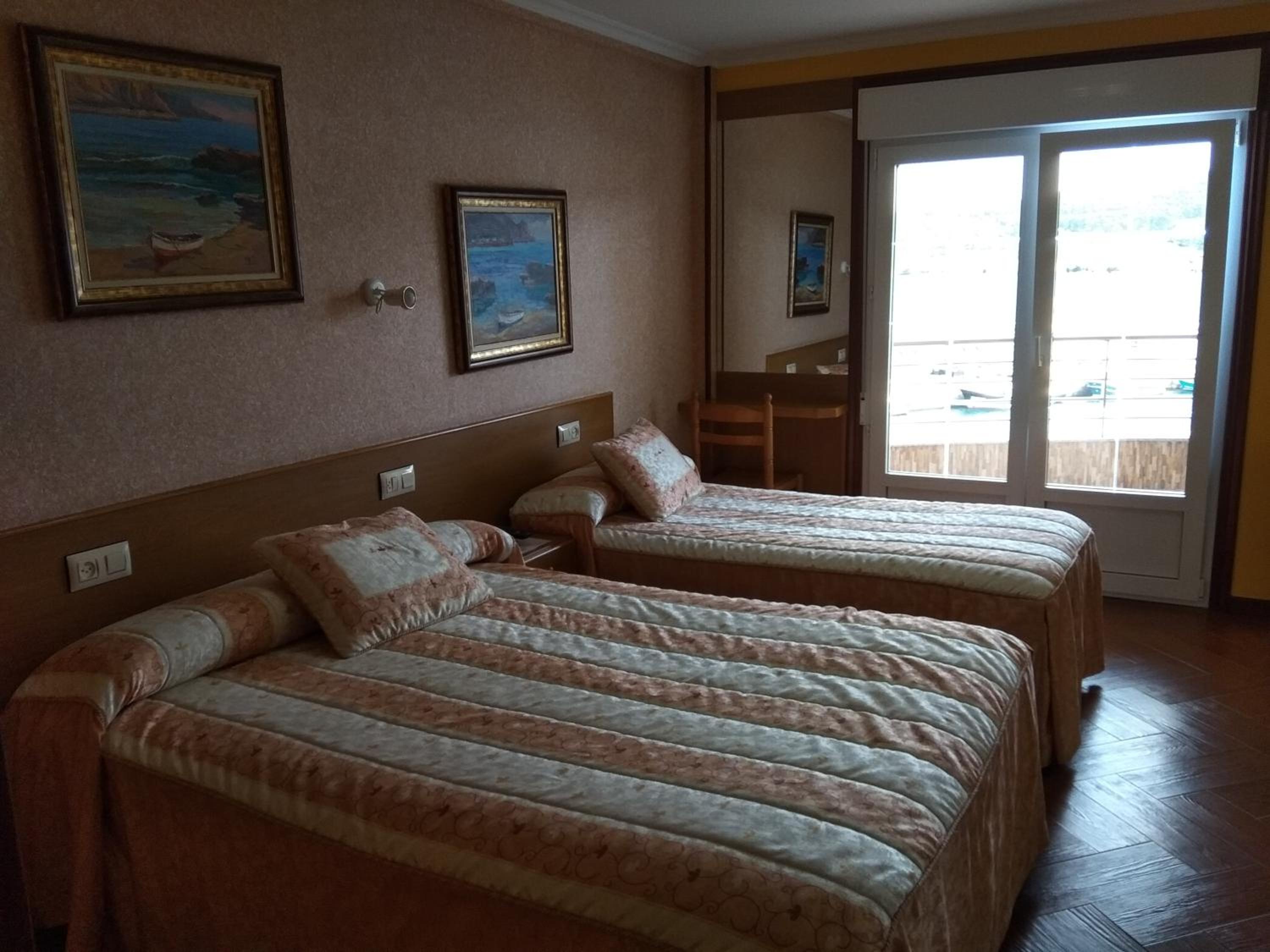 Superior Triple Room photo 2