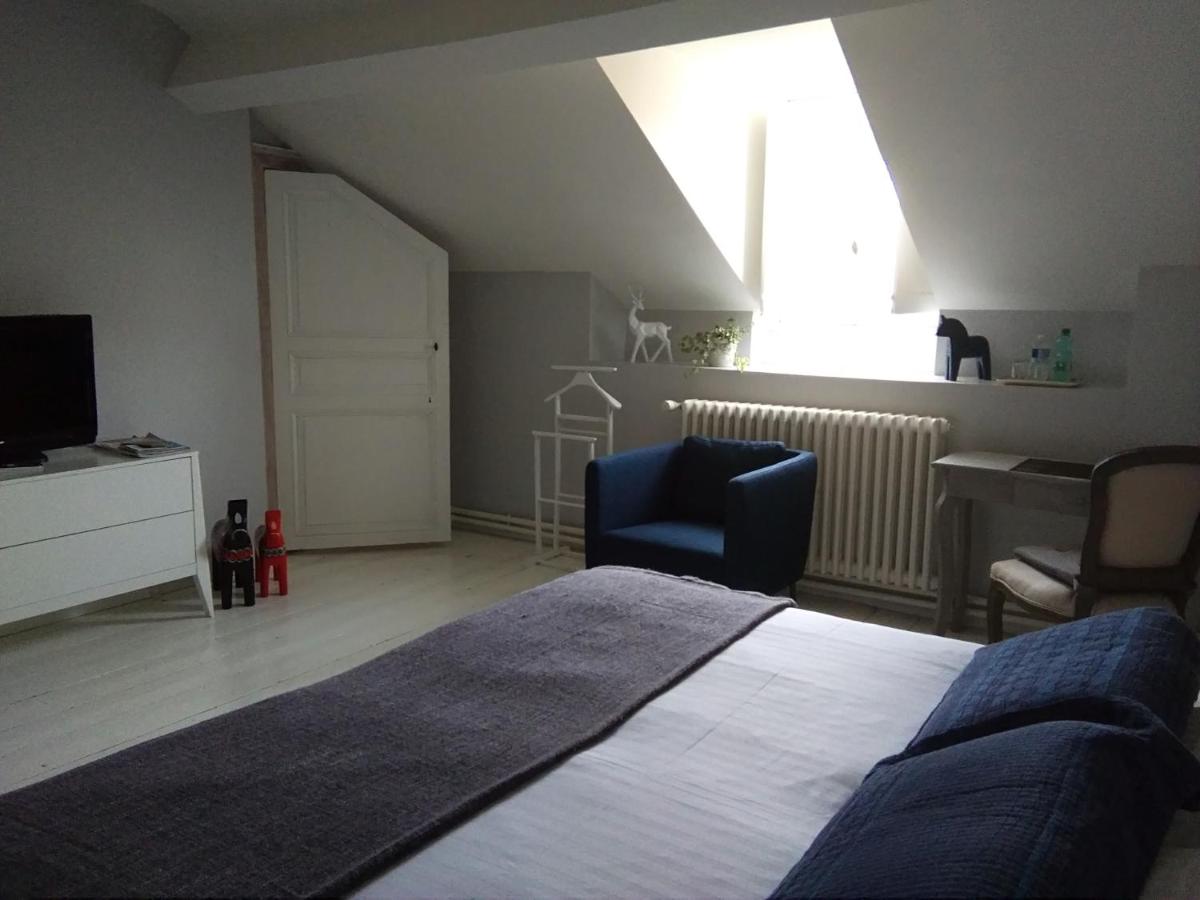 Deluxe Double Room with Bath photo 3