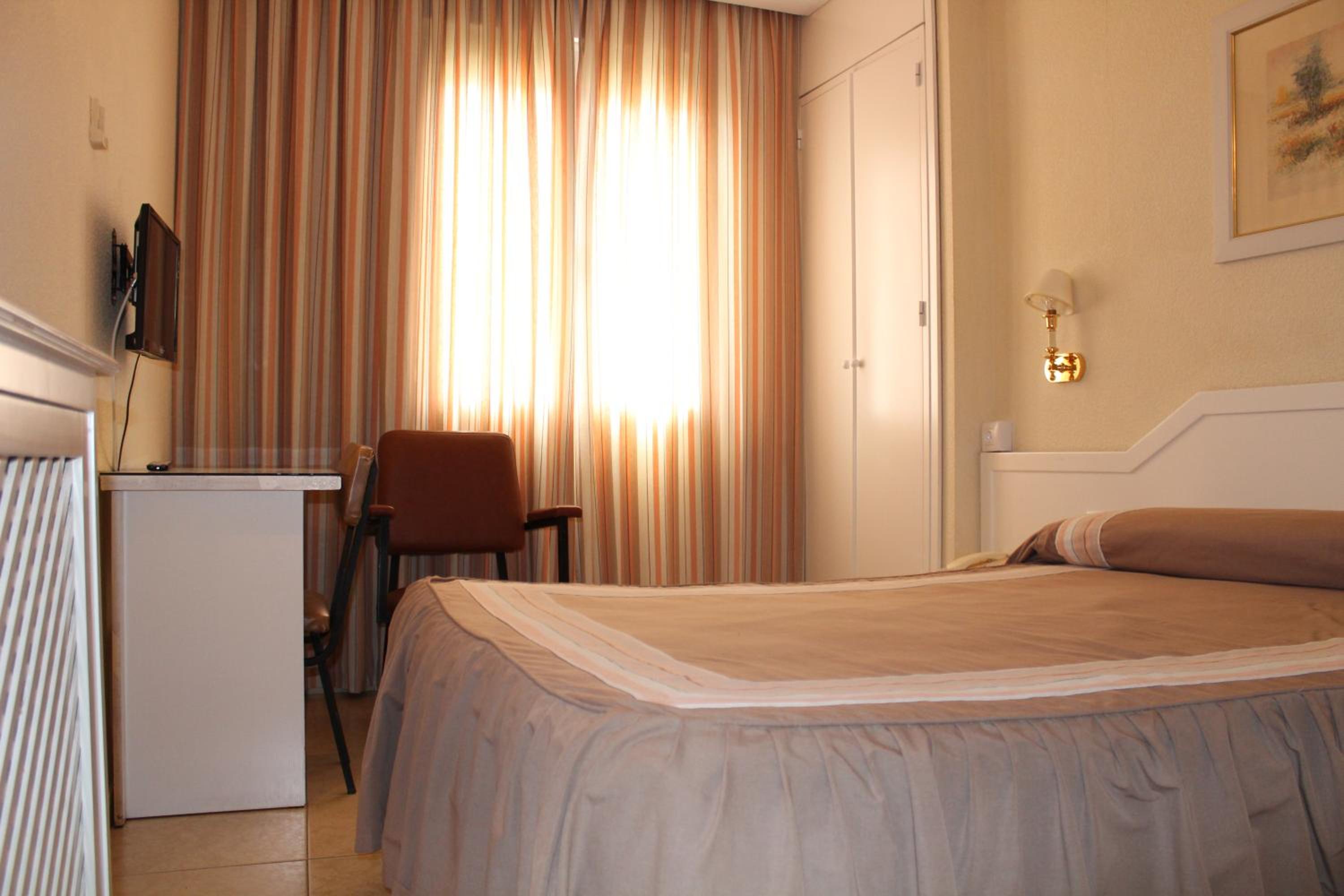 Single Room photo 3