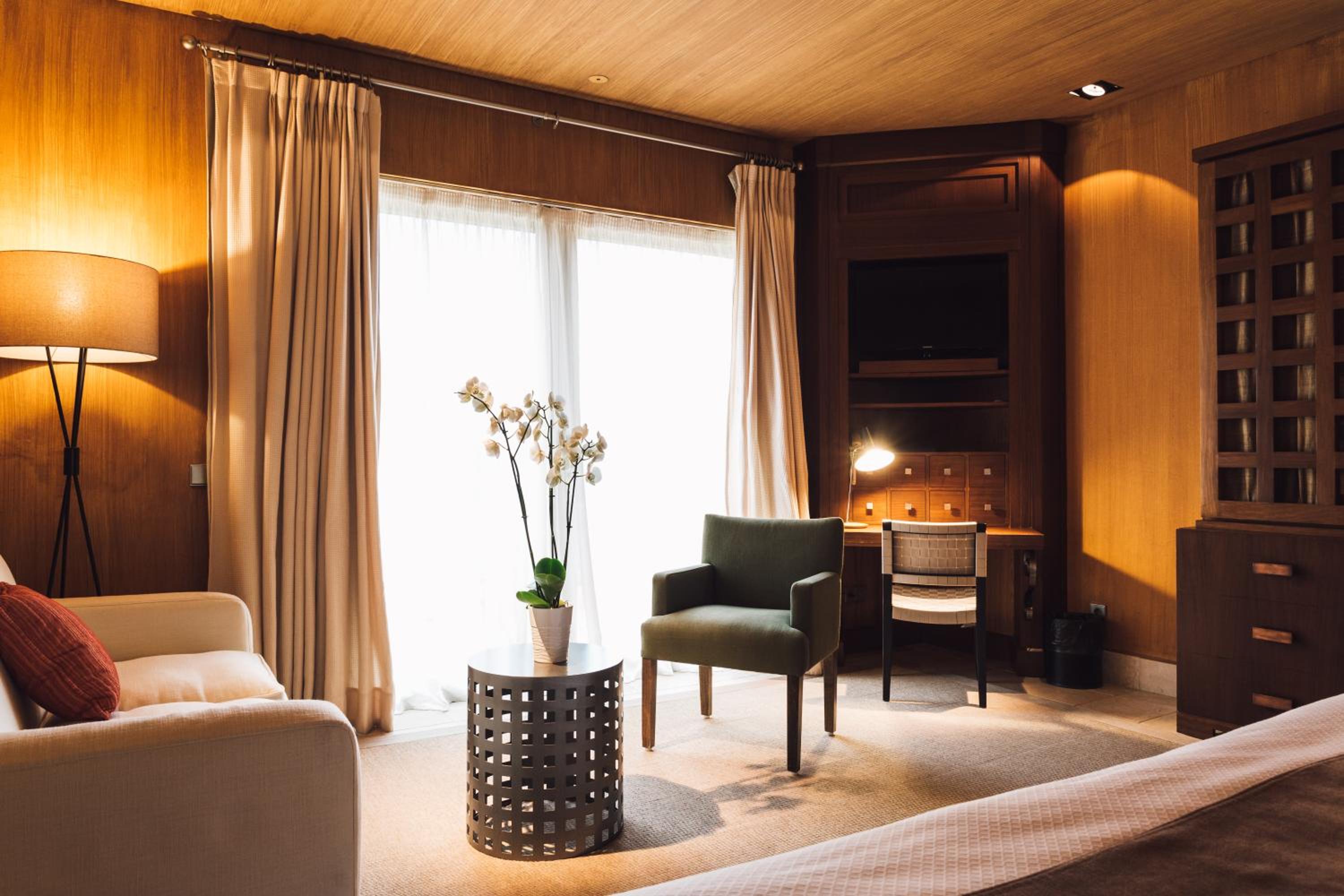 Superior Double or Twin Room photo 3