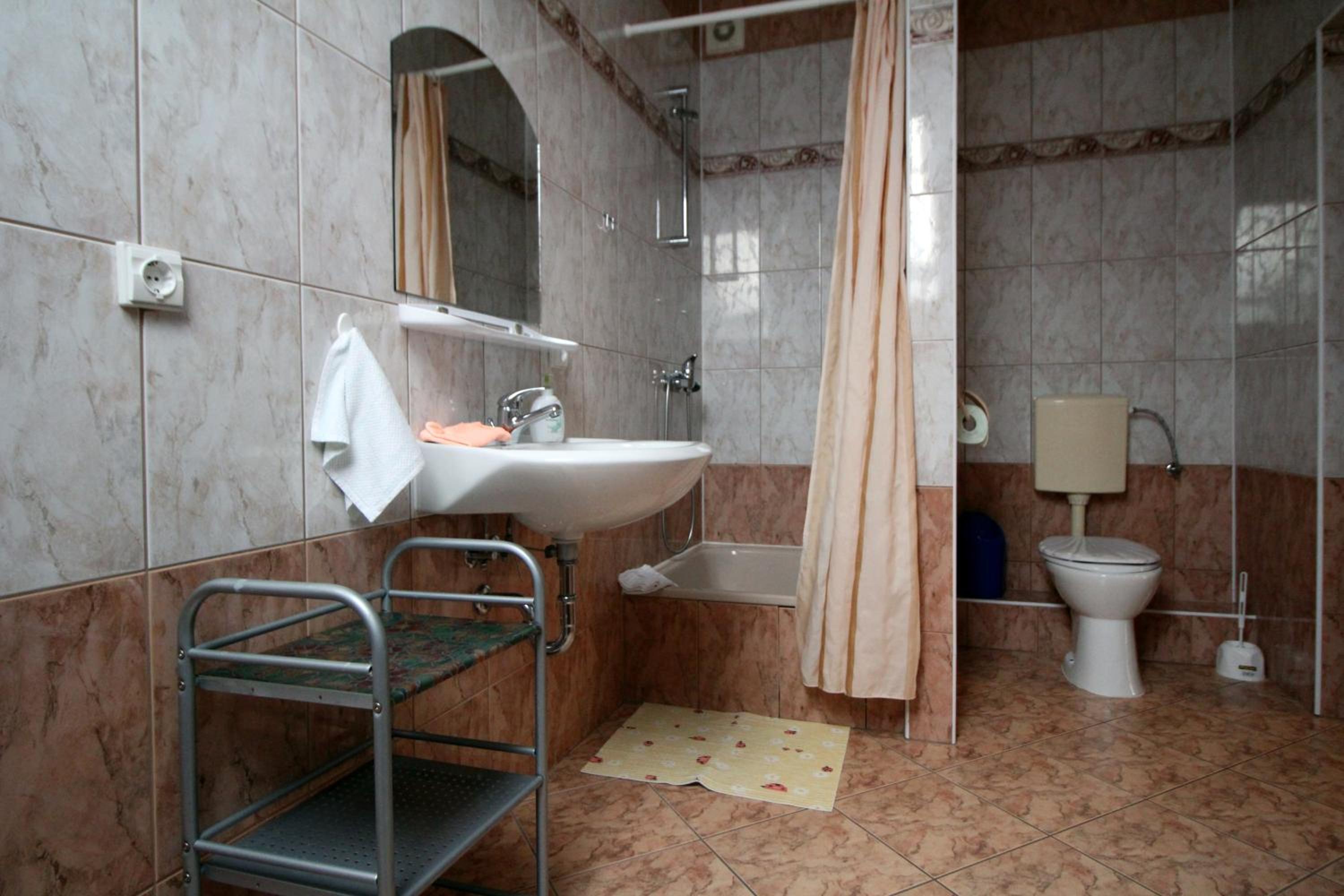 Deluxe Double Room with Balcony photo 3