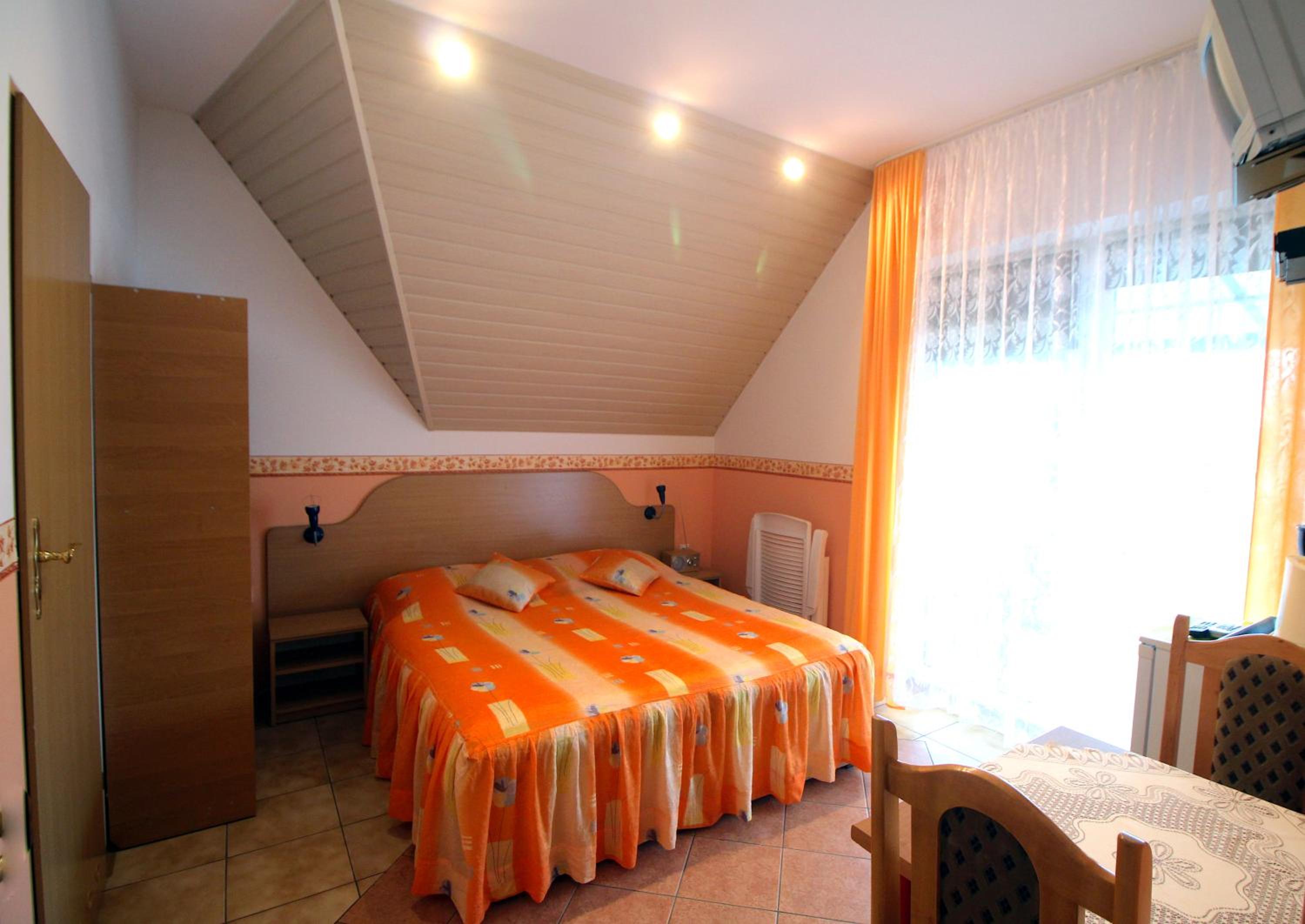 Deluxe Double Room with Terrace photo 3