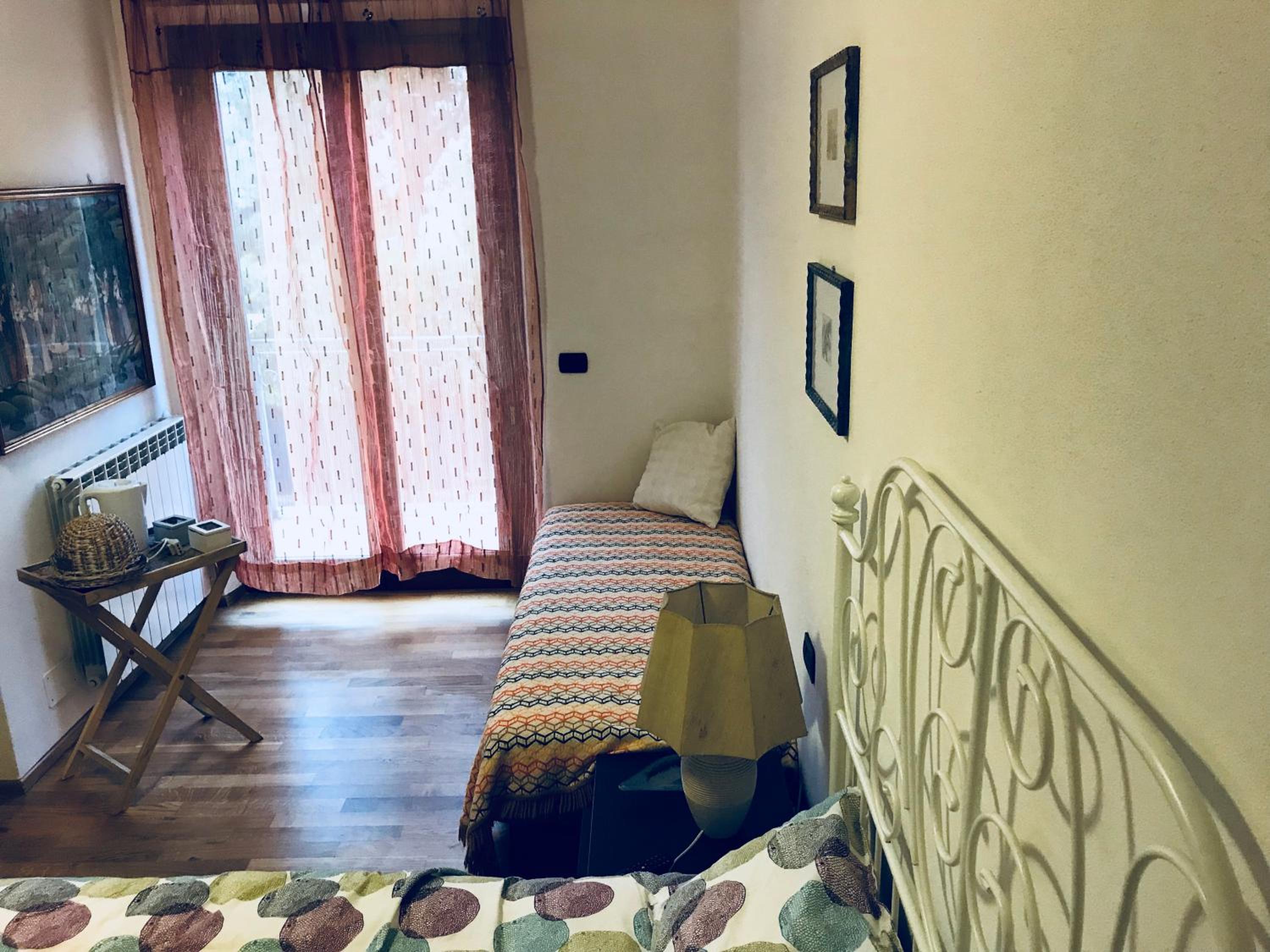 Triple Room with Private Bathroom - Photo 14