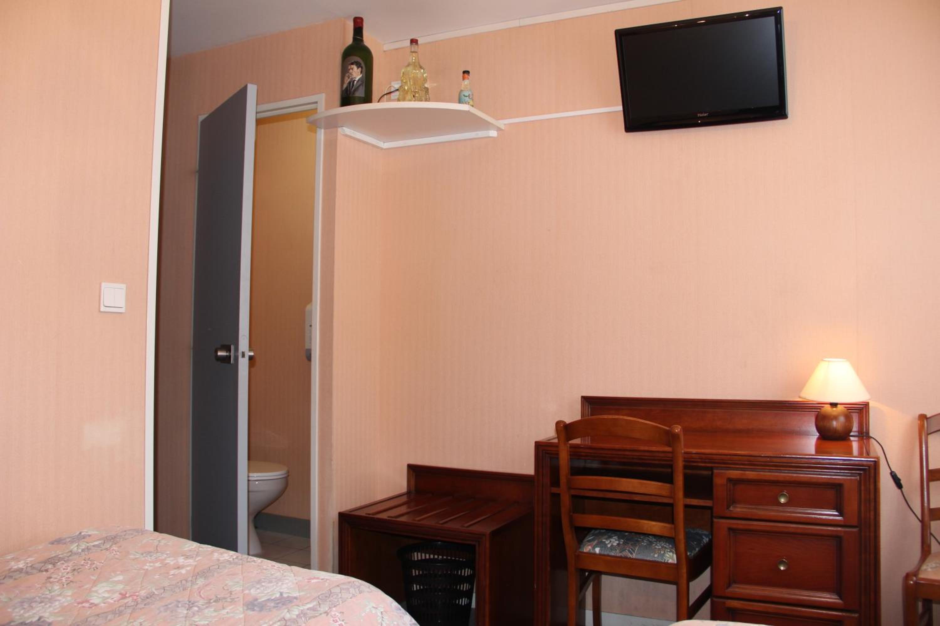 Standard Twin Room photo 1
