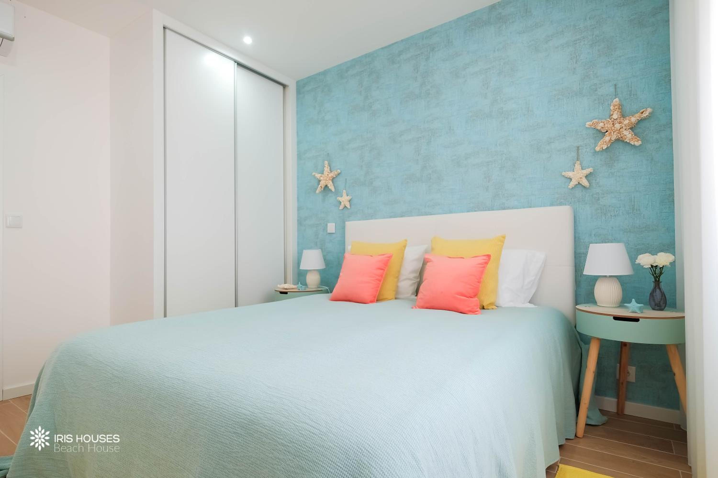 Iris Apartment - Beach House photo 3