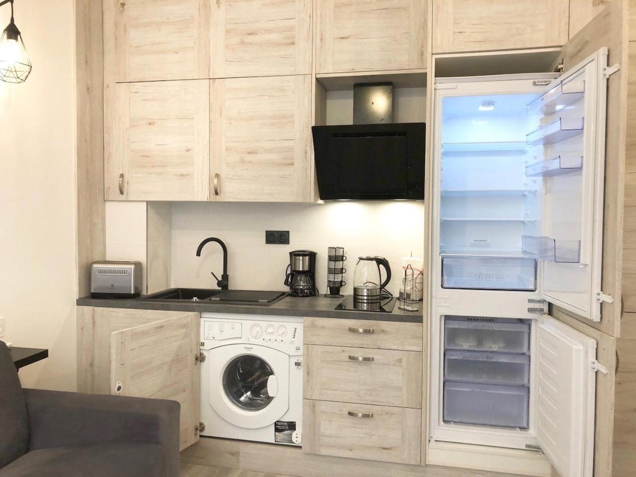 One-Bedroom Apartment - Photo 6