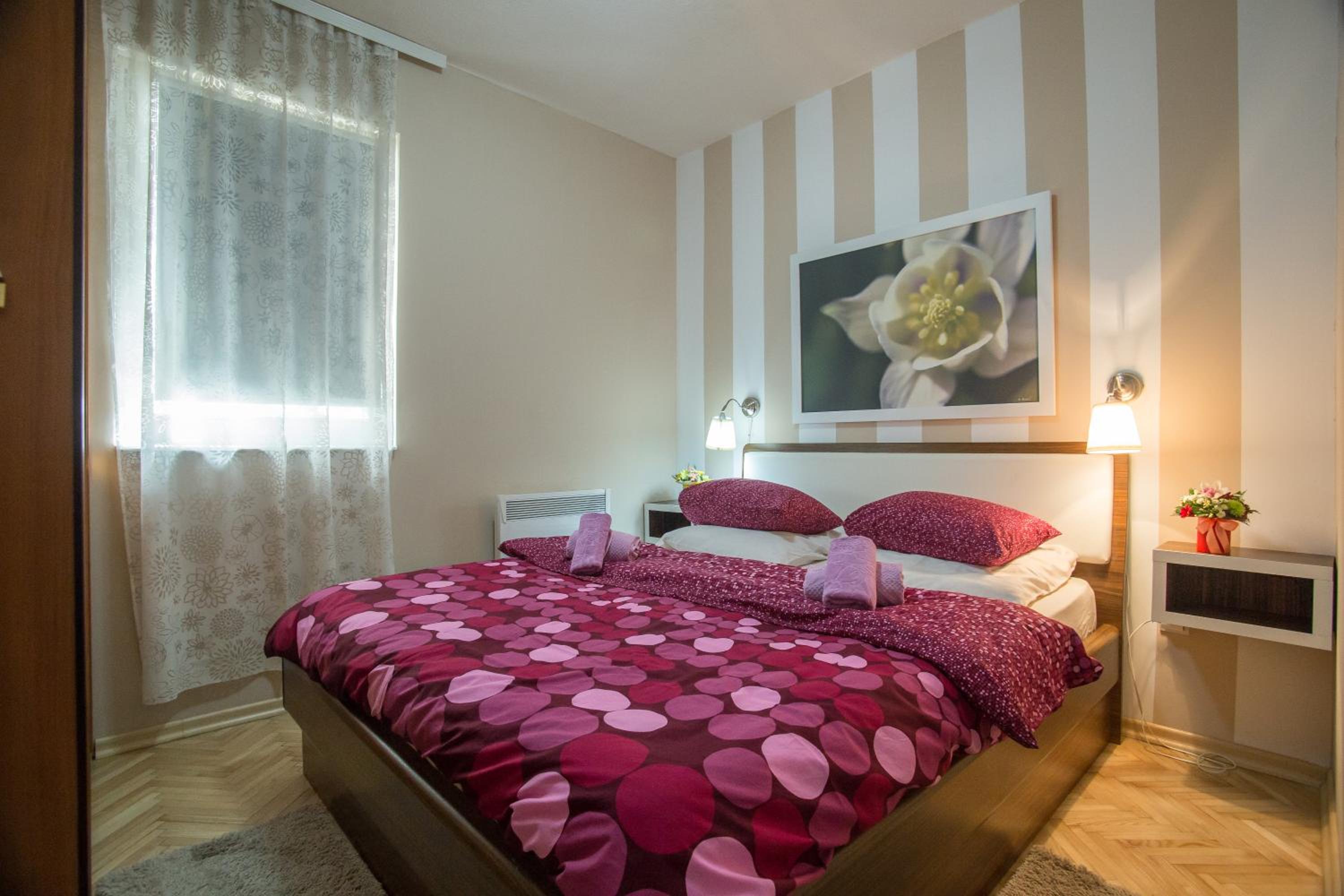One-Bedroom Apartment with Balcony and Sea View
