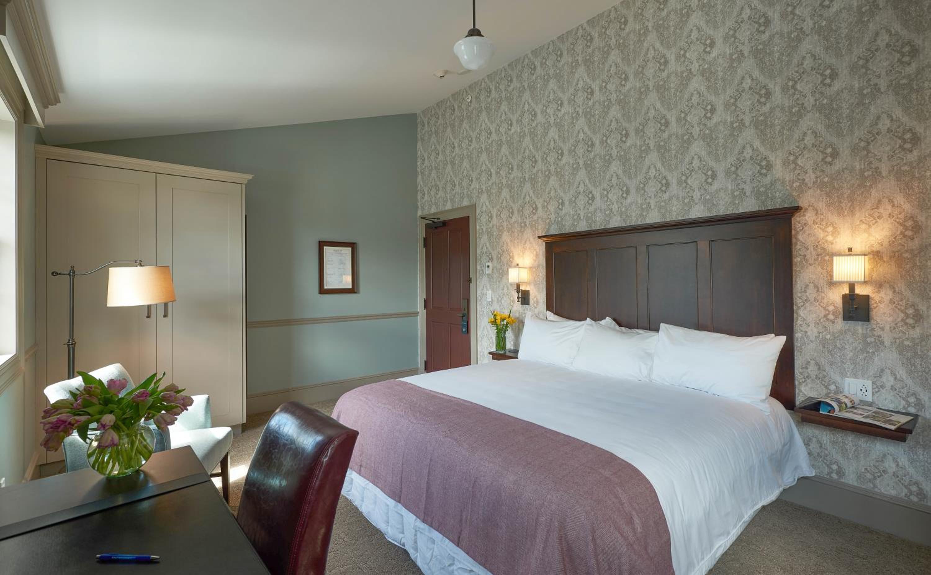 Superior King Room photo 2
