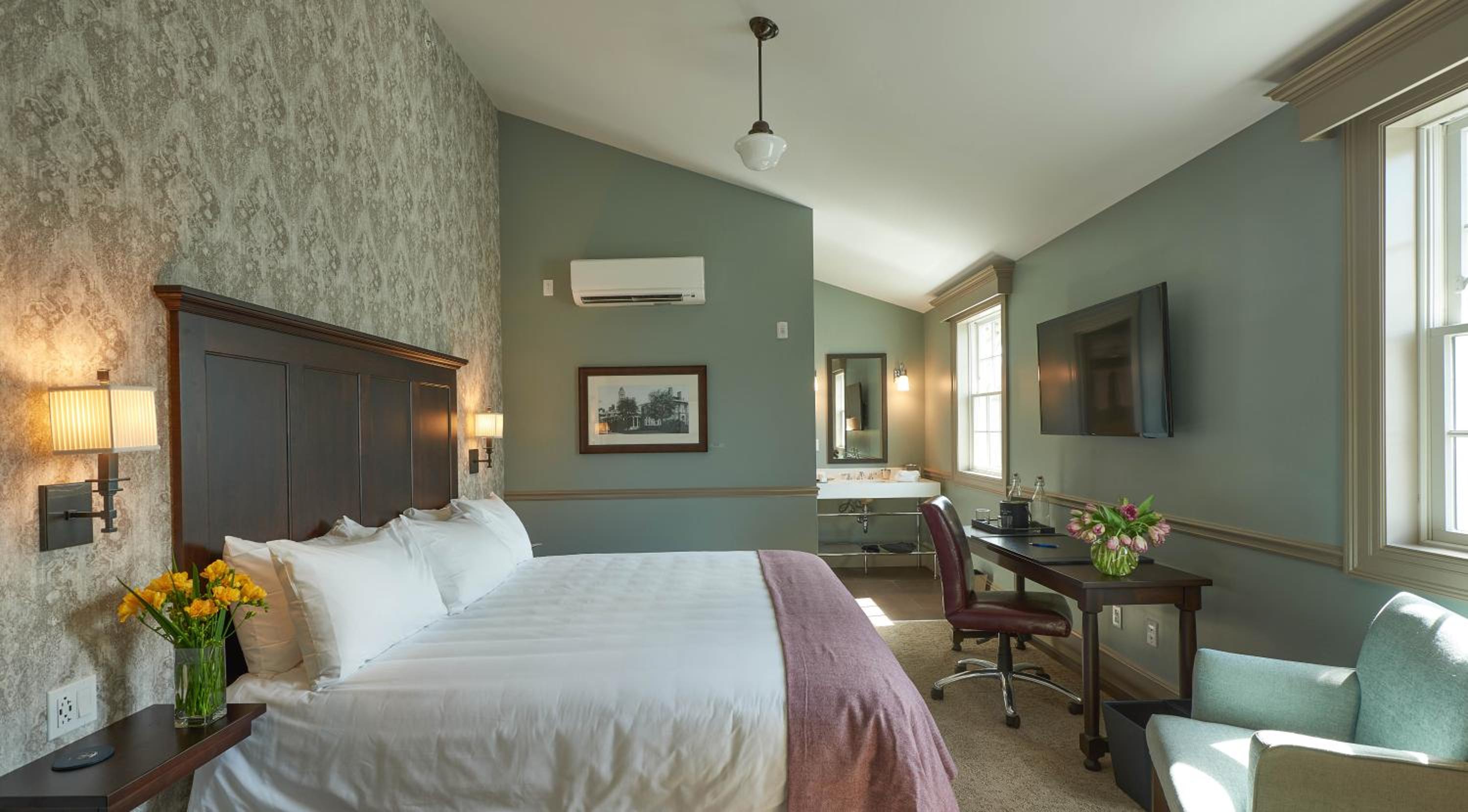 Superior King Room photo 1