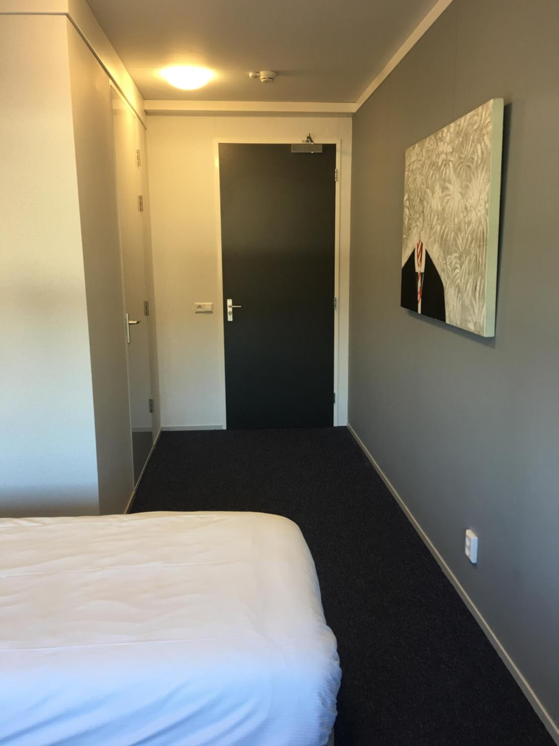 Single Room photo 2