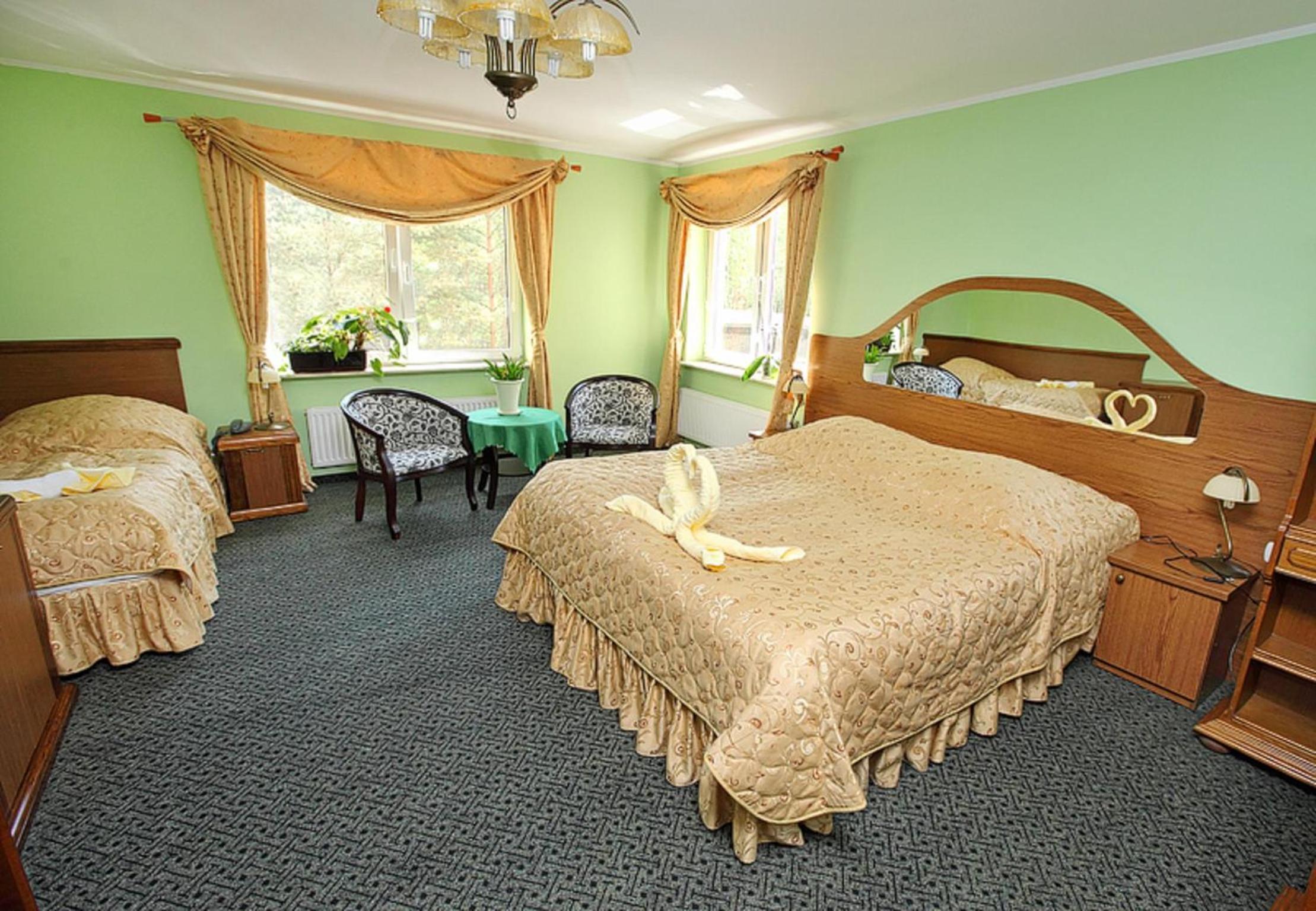 Double Room with Spa Bath photo 1