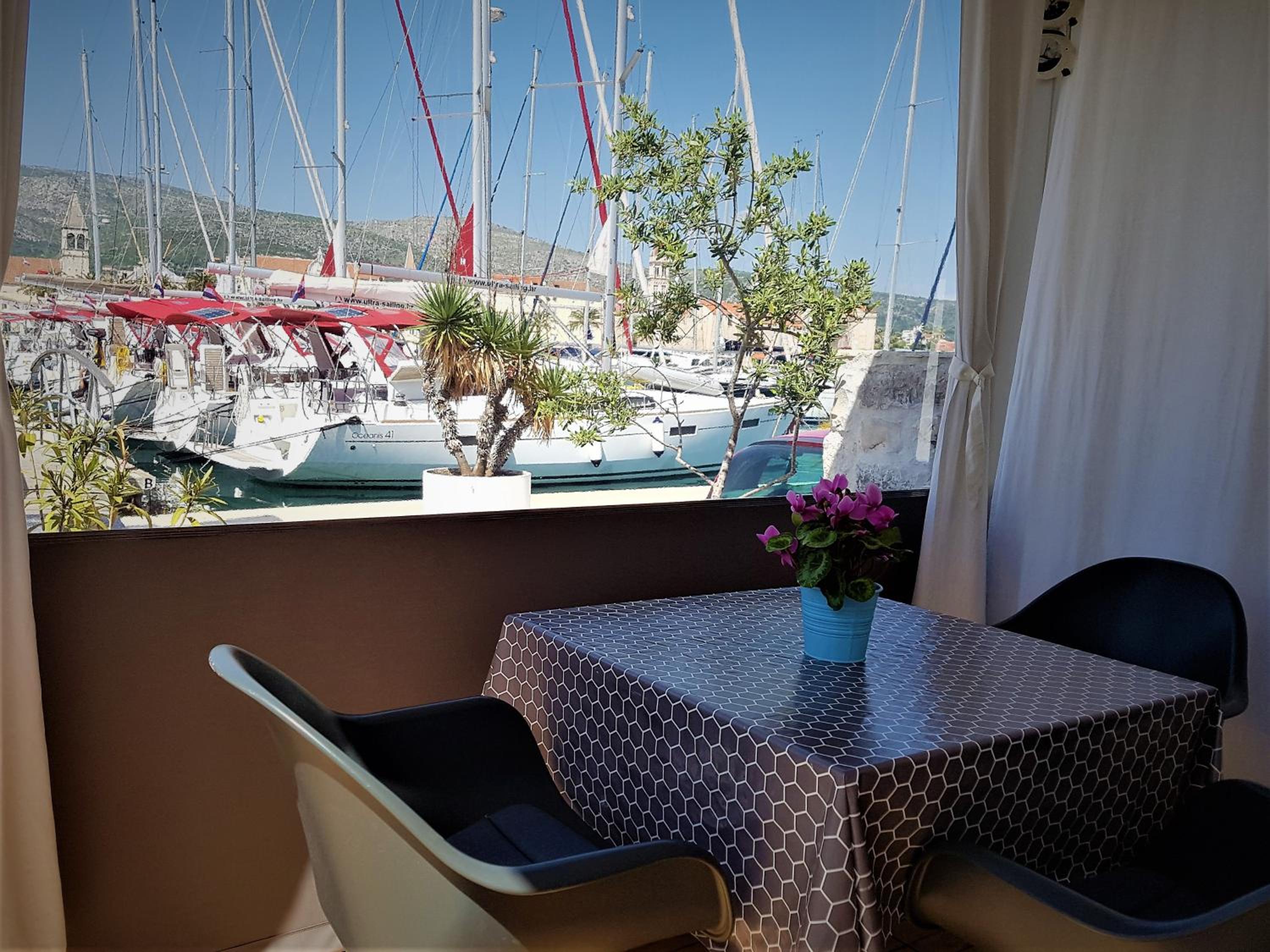 Studio Apartment with Sea View - Photo 16
