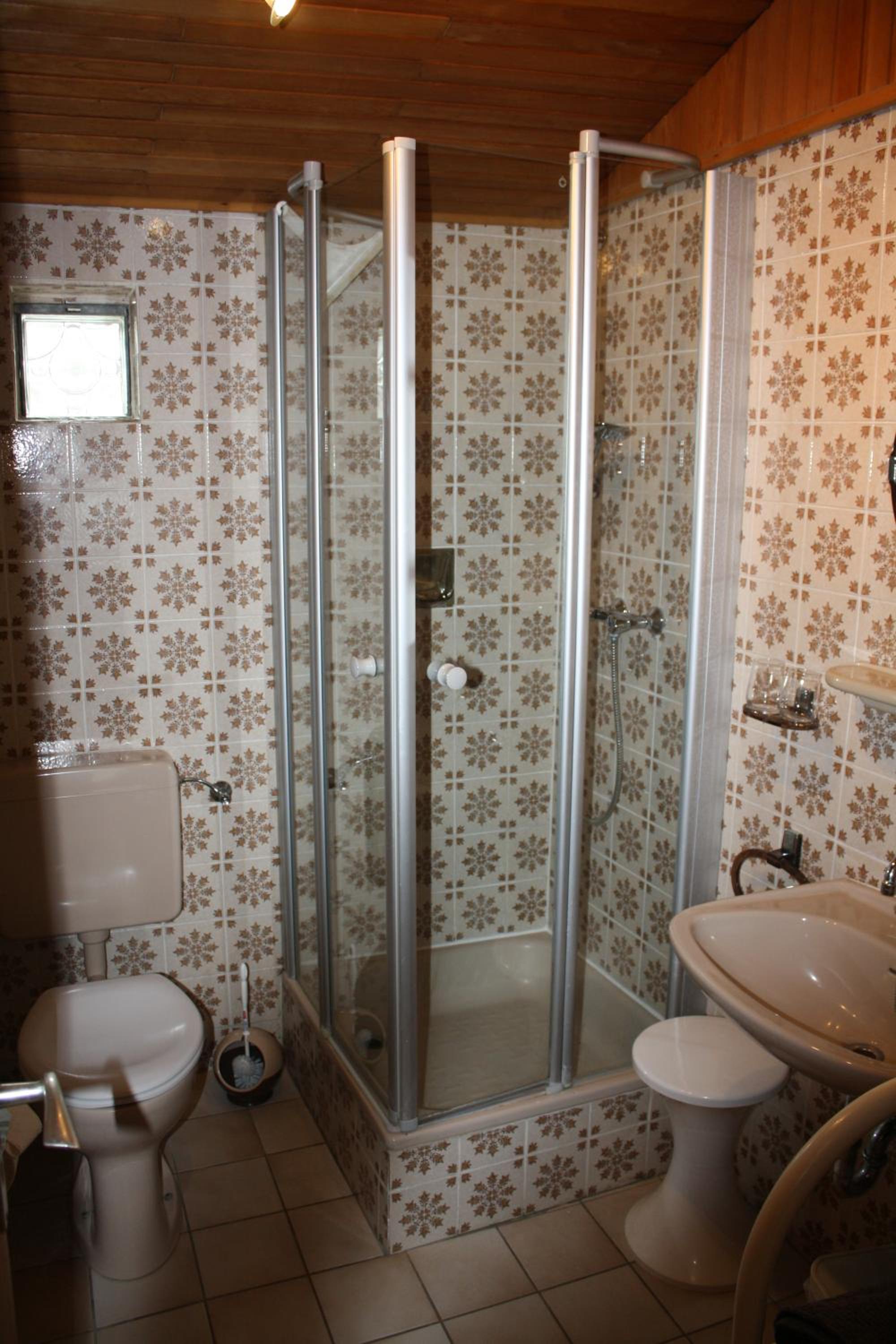 Double Room with Private Bathroom No.6 - Photo 4