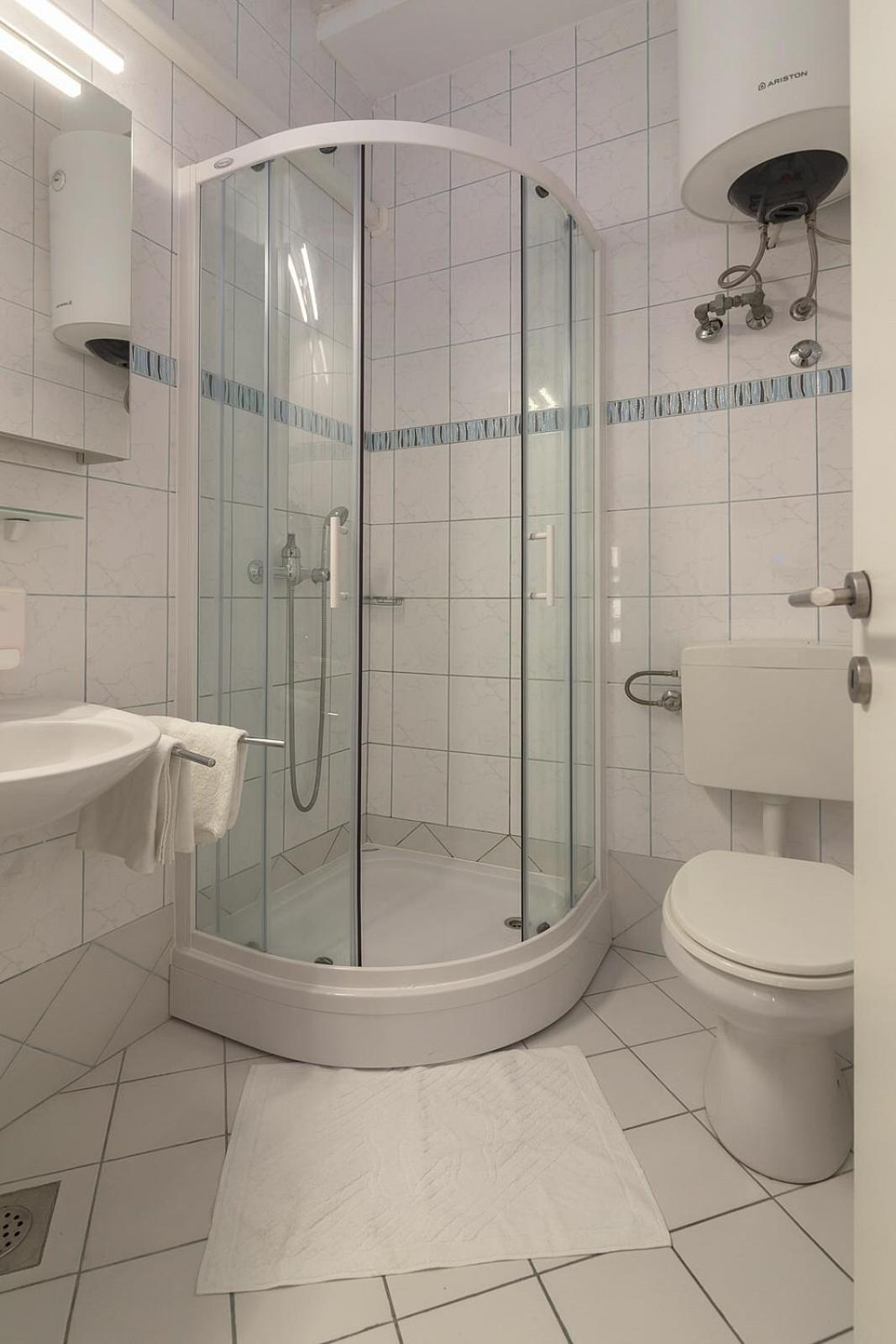 One-Bedroom Apartment (2 Adults) - Photo 6
