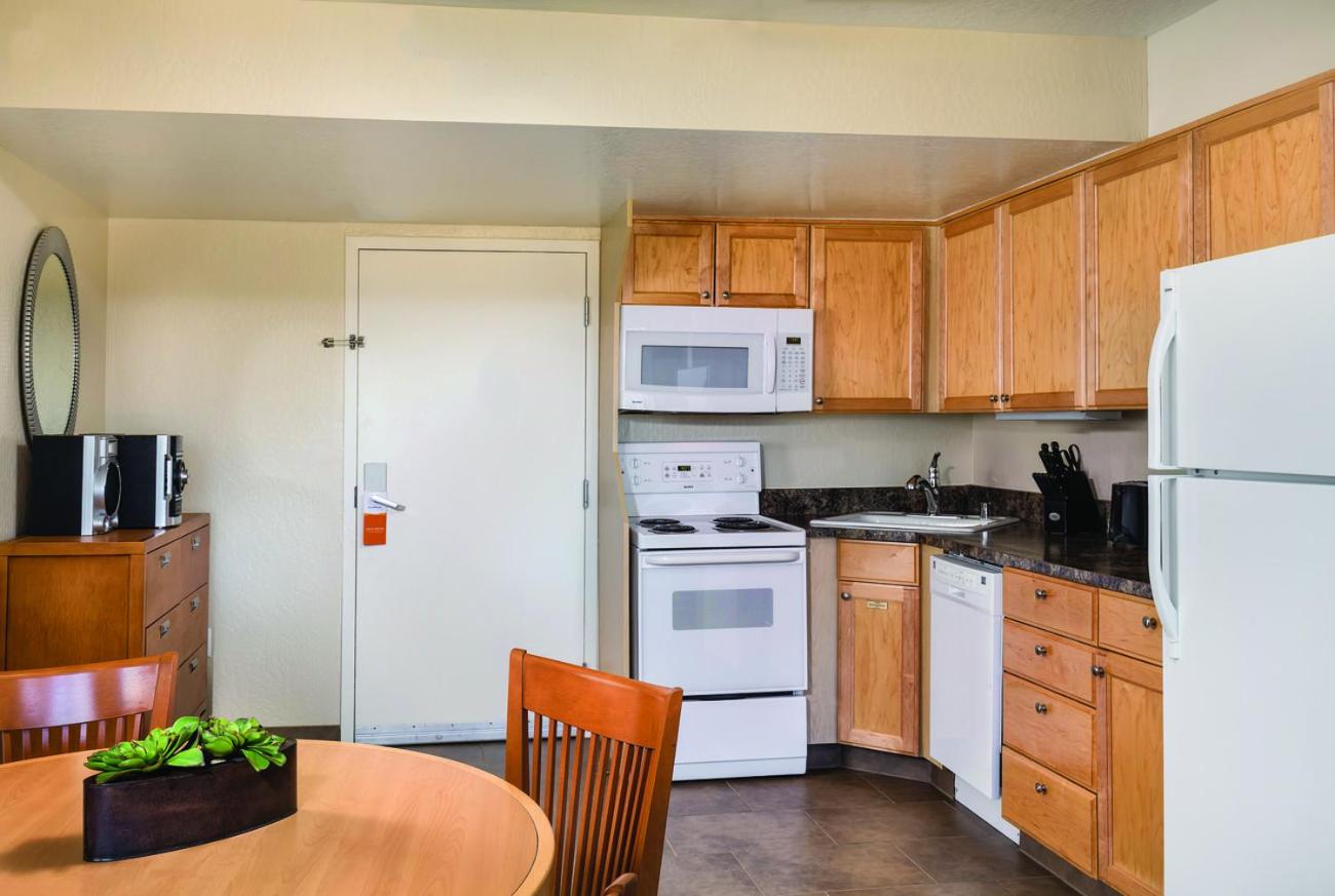 One-Bedroom Suite