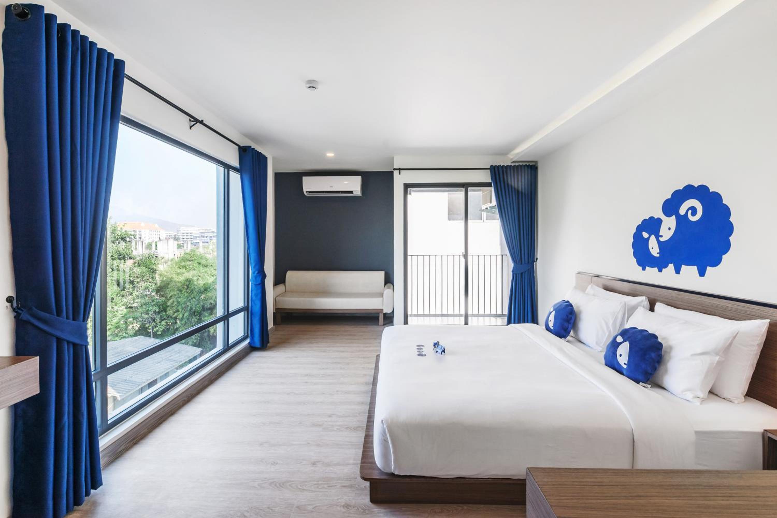 Deluxe Double Room photo 3