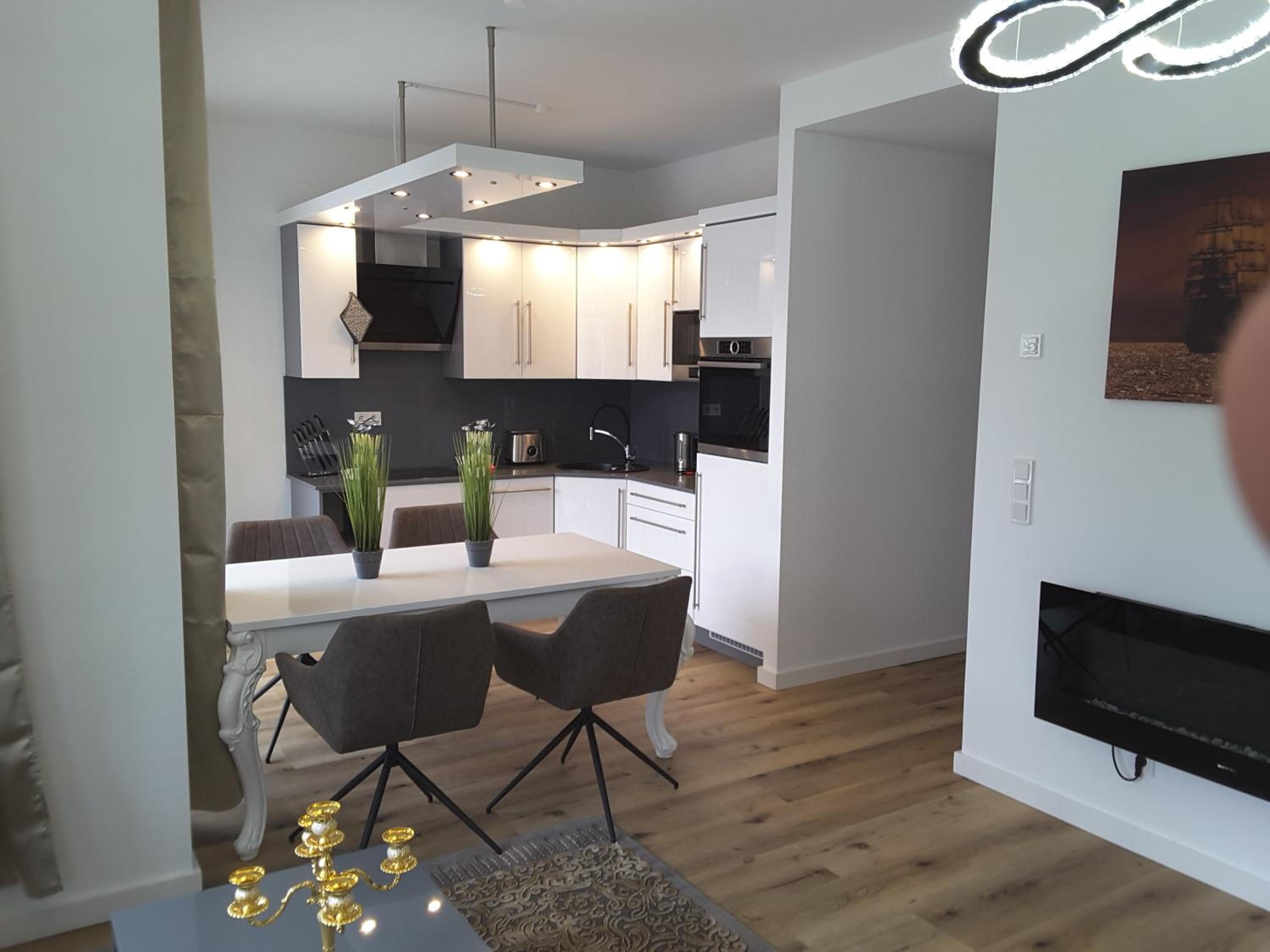 Apartment photo 3
