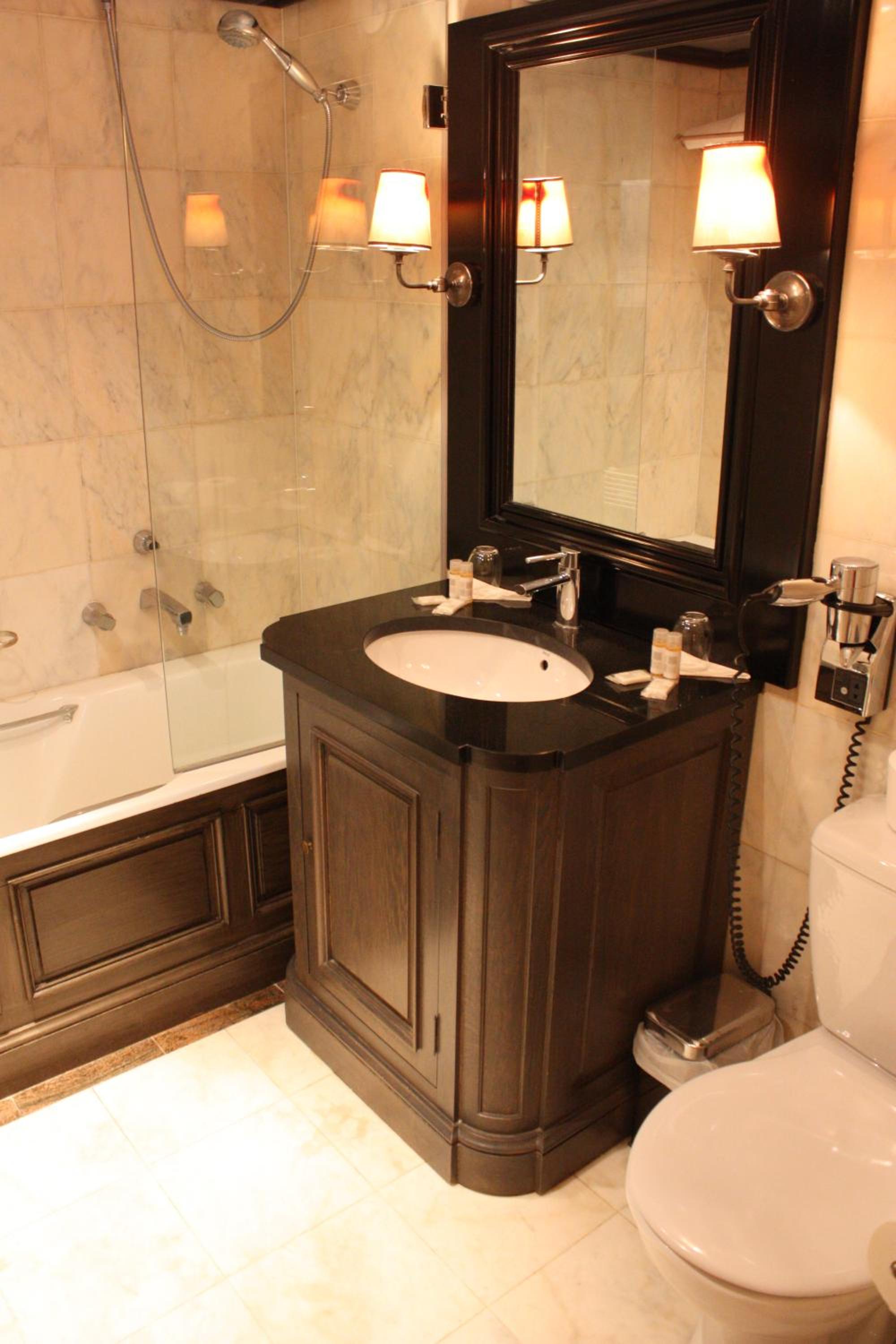 Single Room photo 2