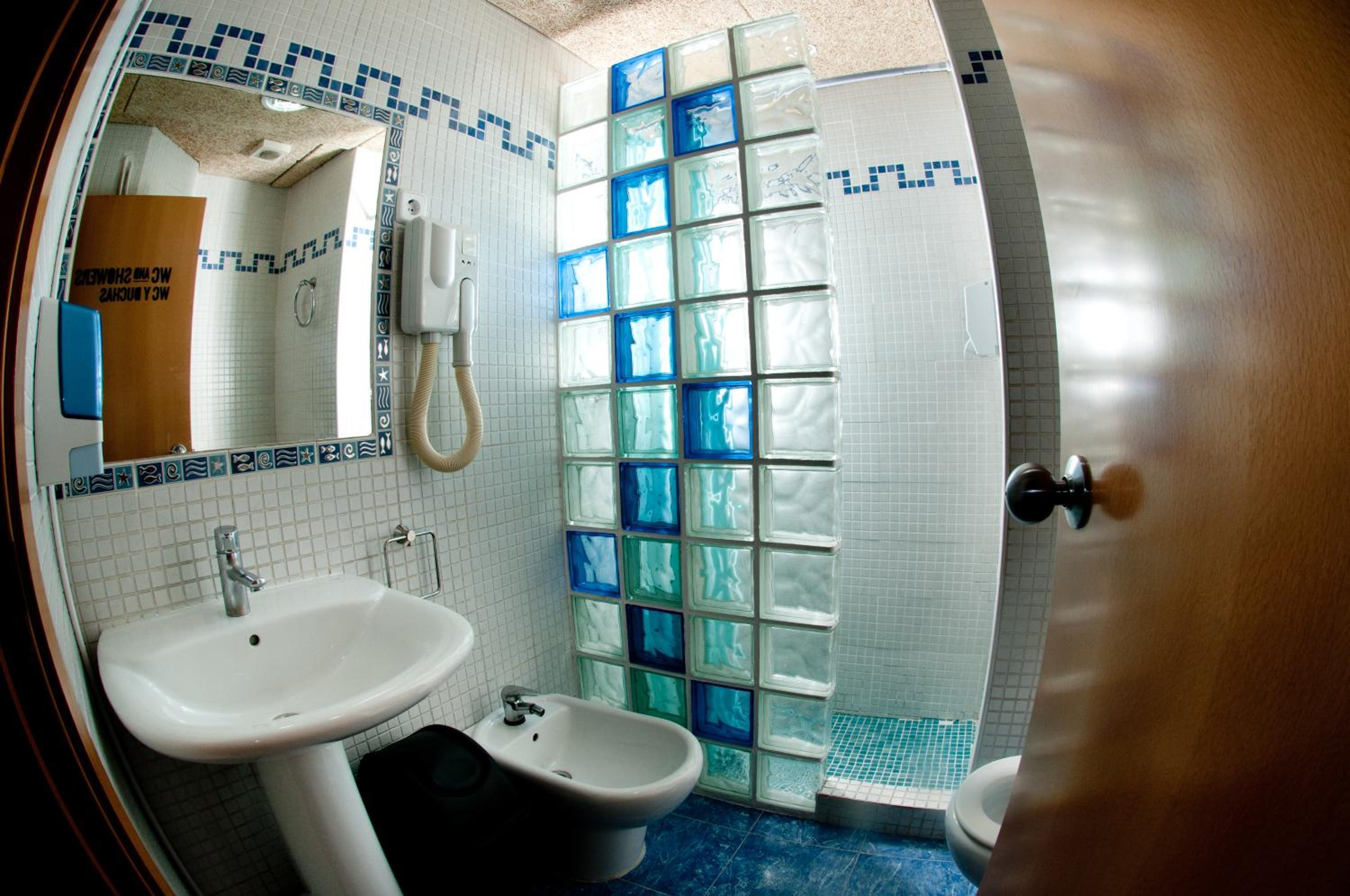 Double Room with Shared Toilet photo 3