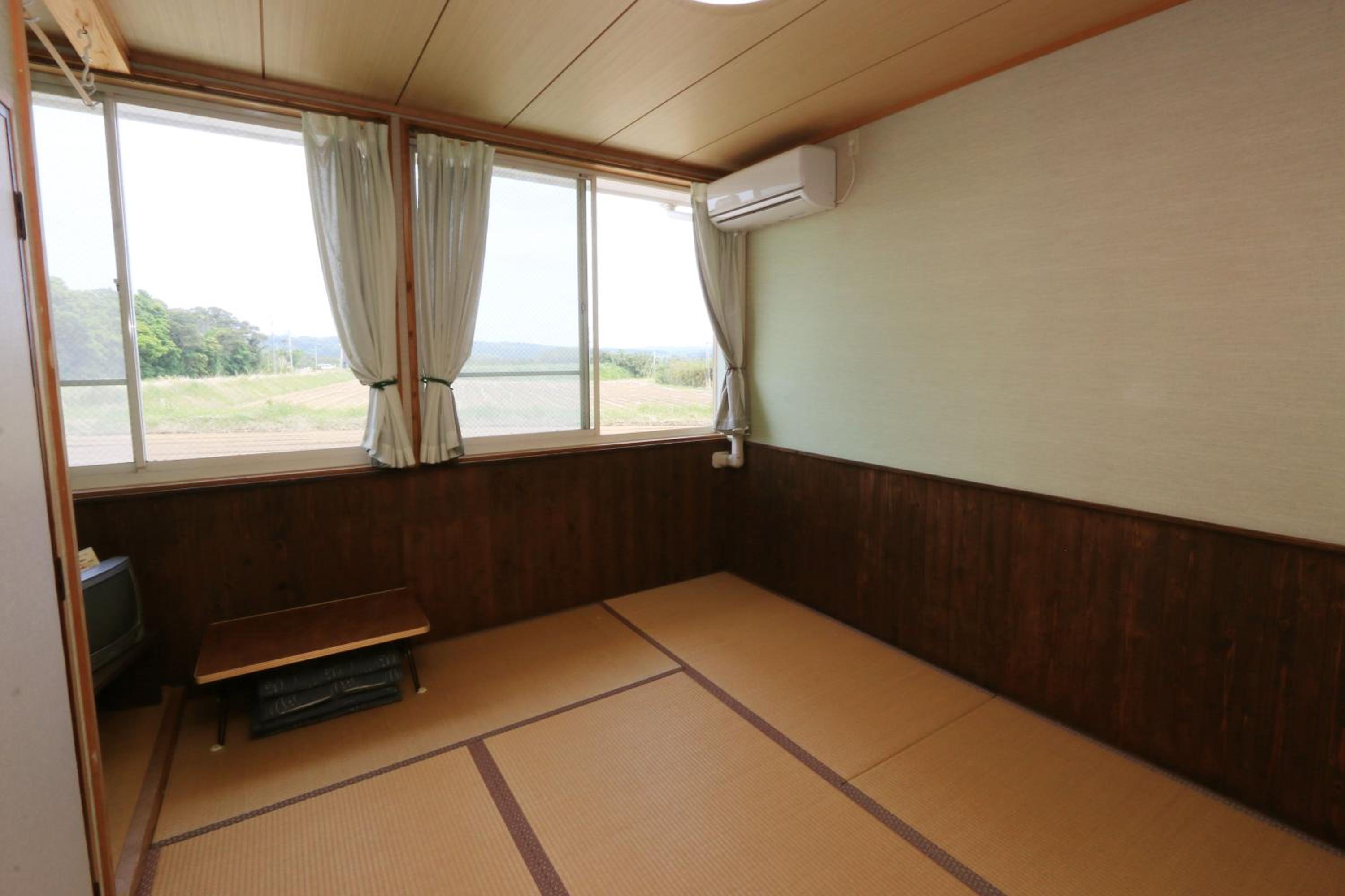 Standard Japanese-Style Room