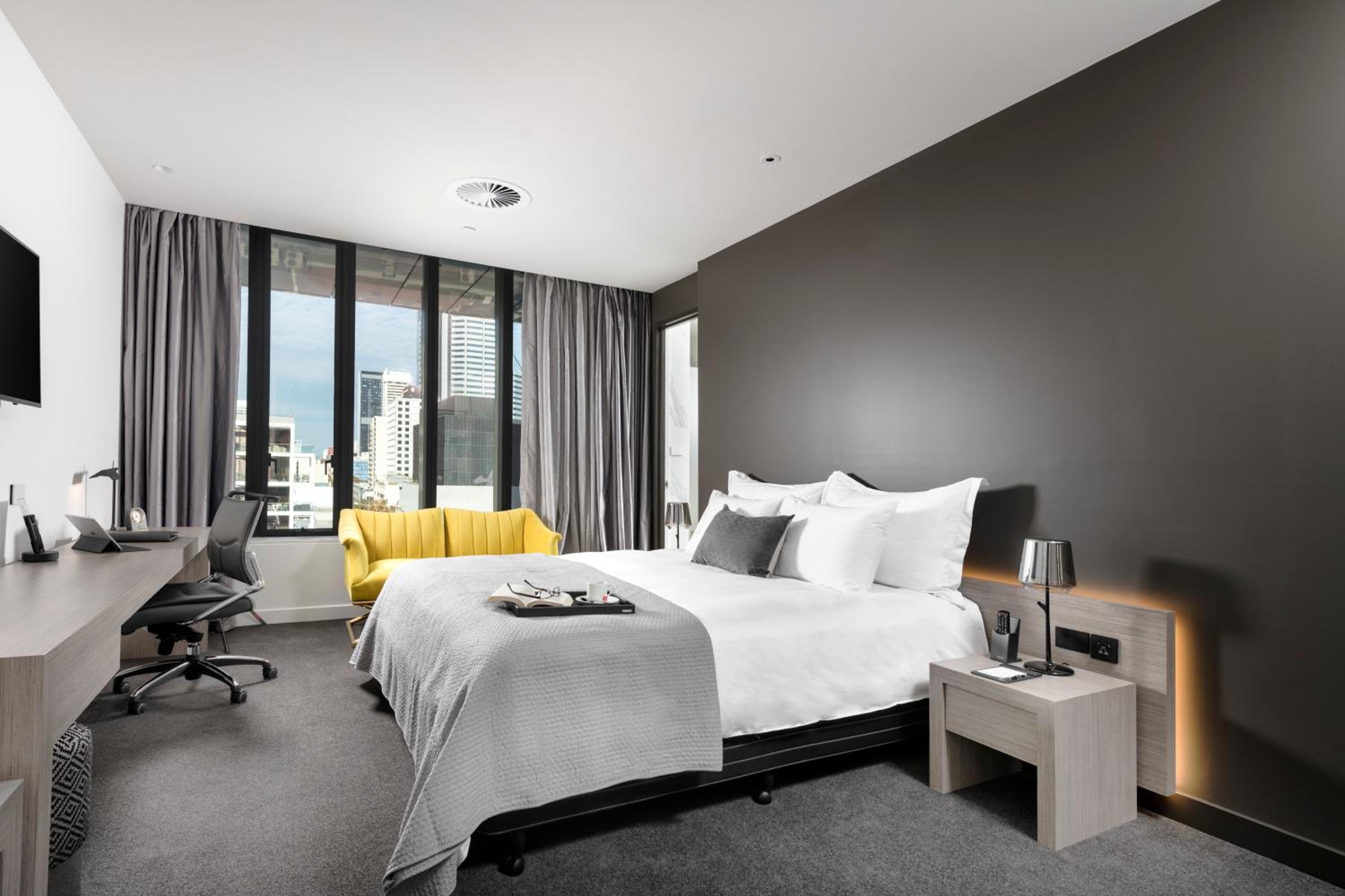 Premier King Room