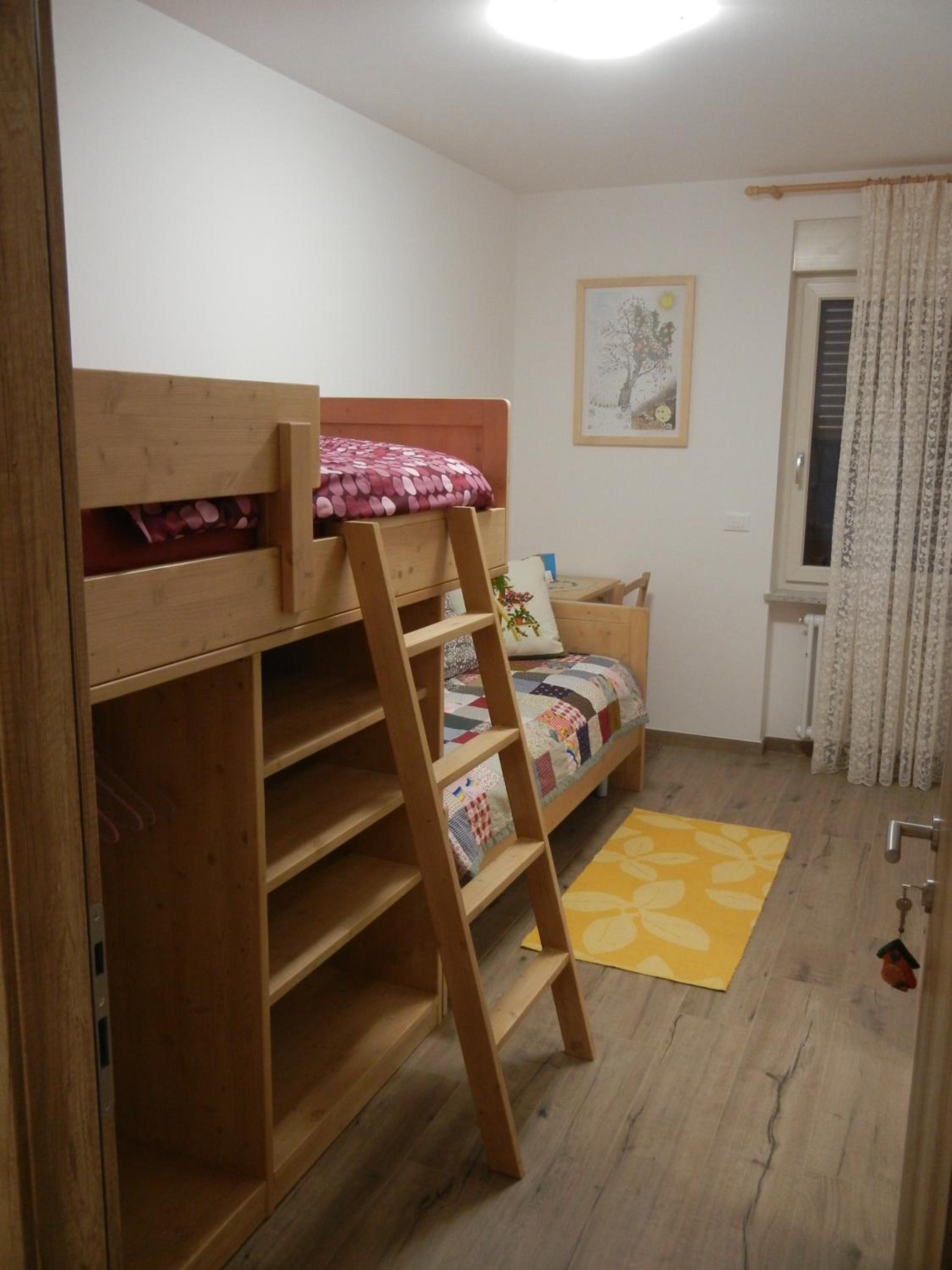 Single Room with Private Bathroom photo 2