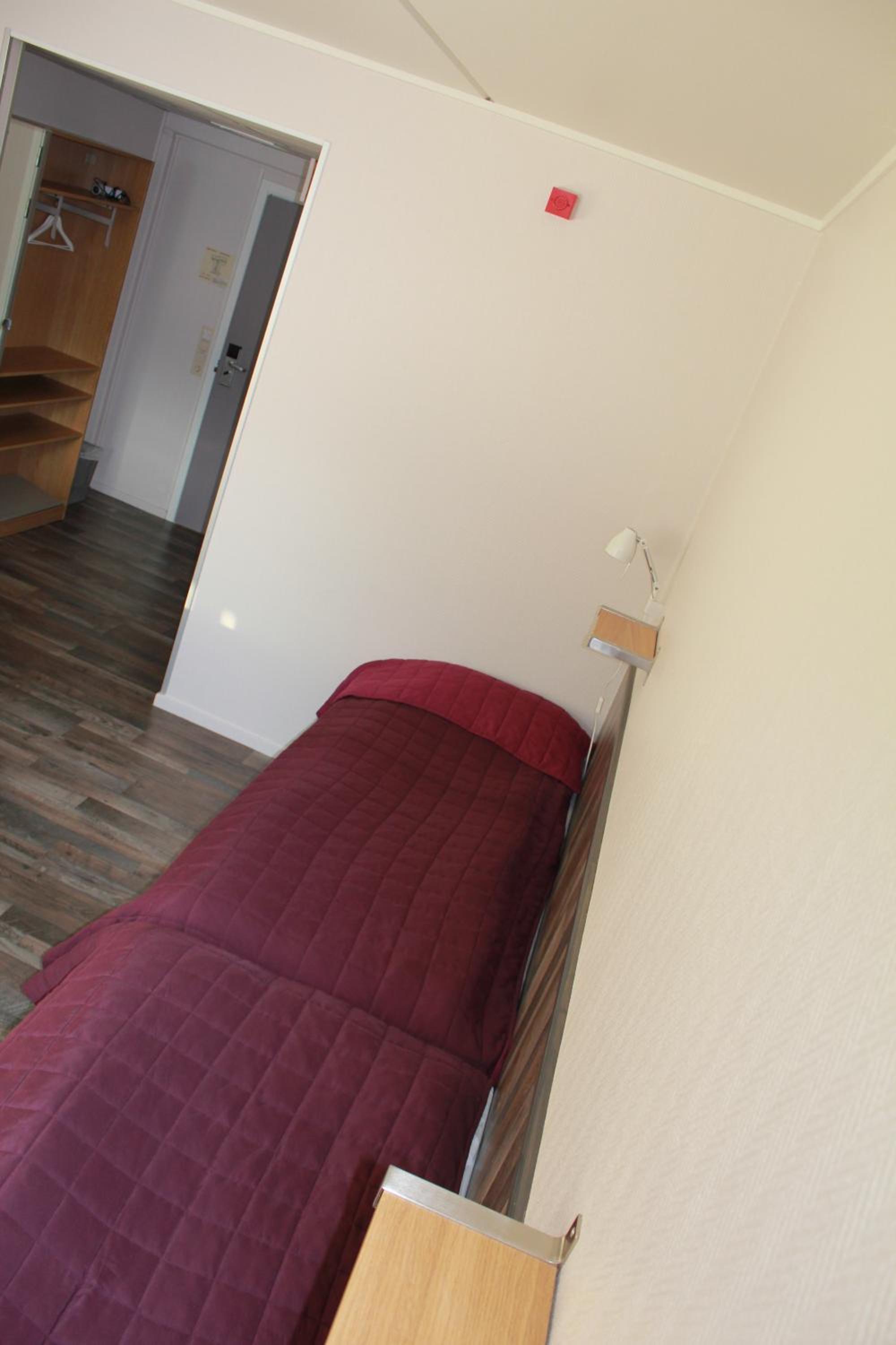 Standard Double Room - Photo 2
