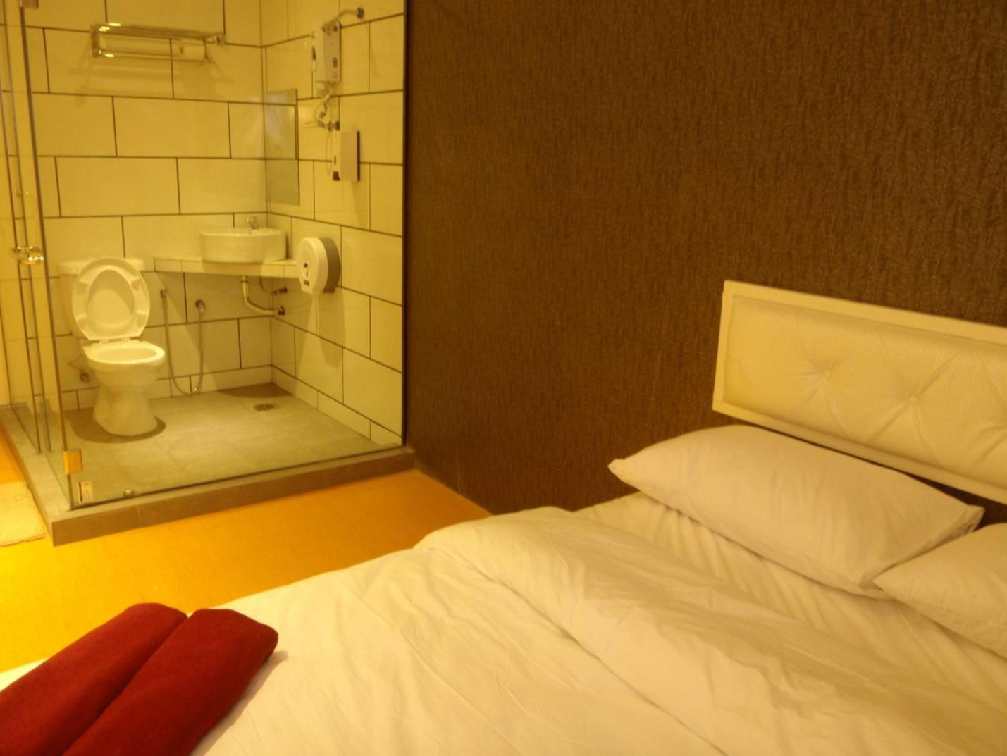 Superior Queen Room