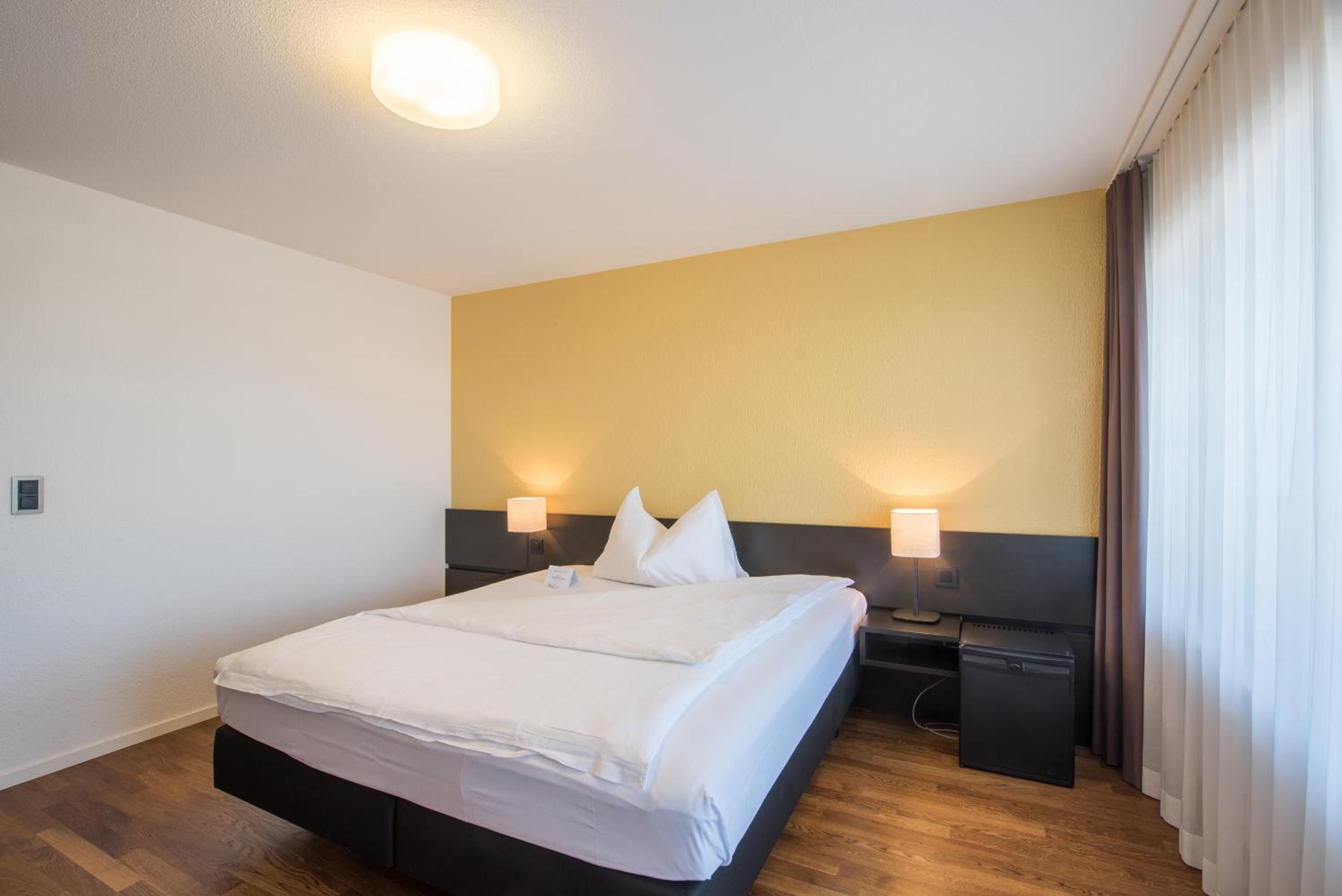 Superior Double or Twin Room with Balcony - Photo 1