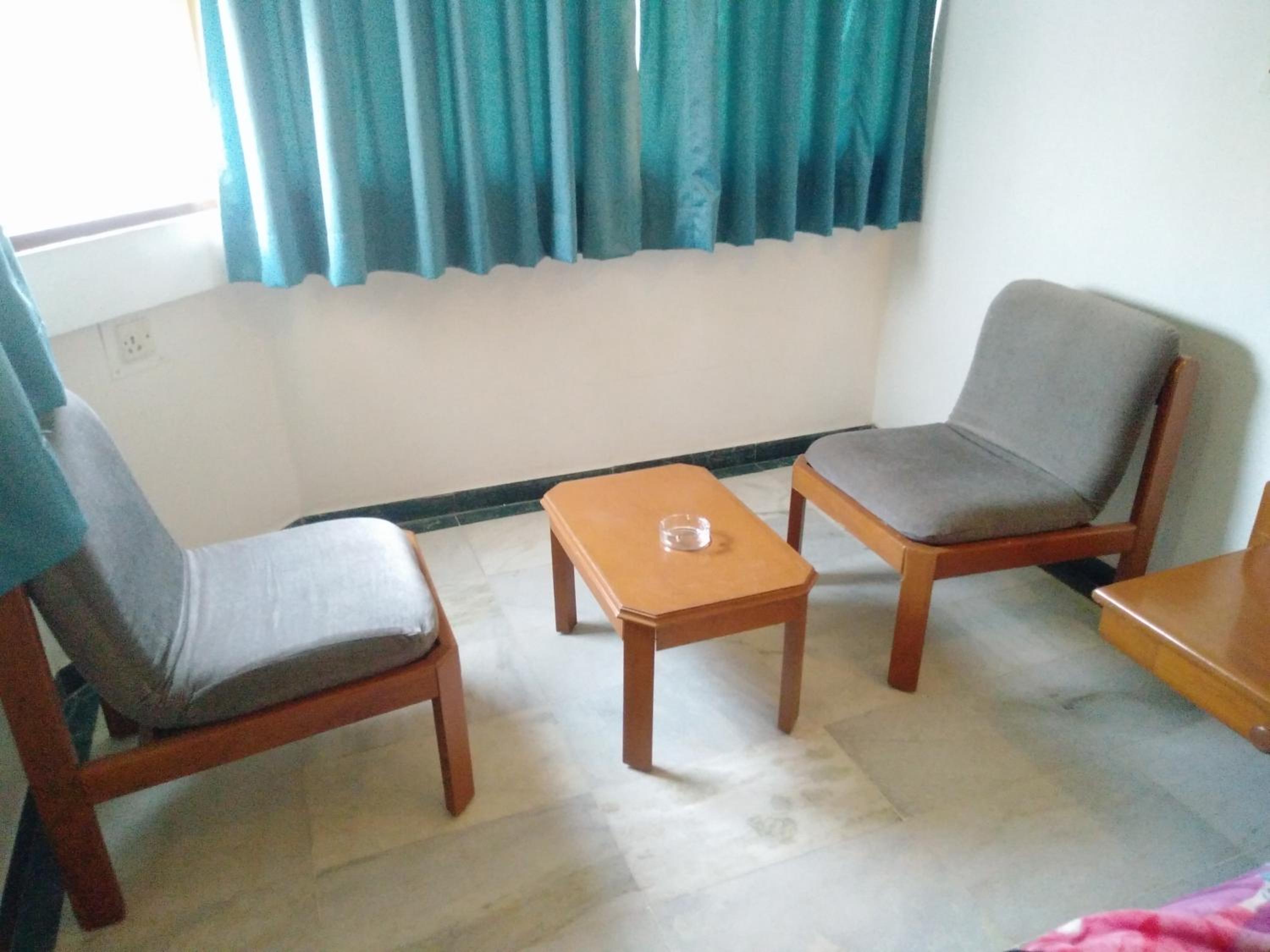 Suite - Photo 12