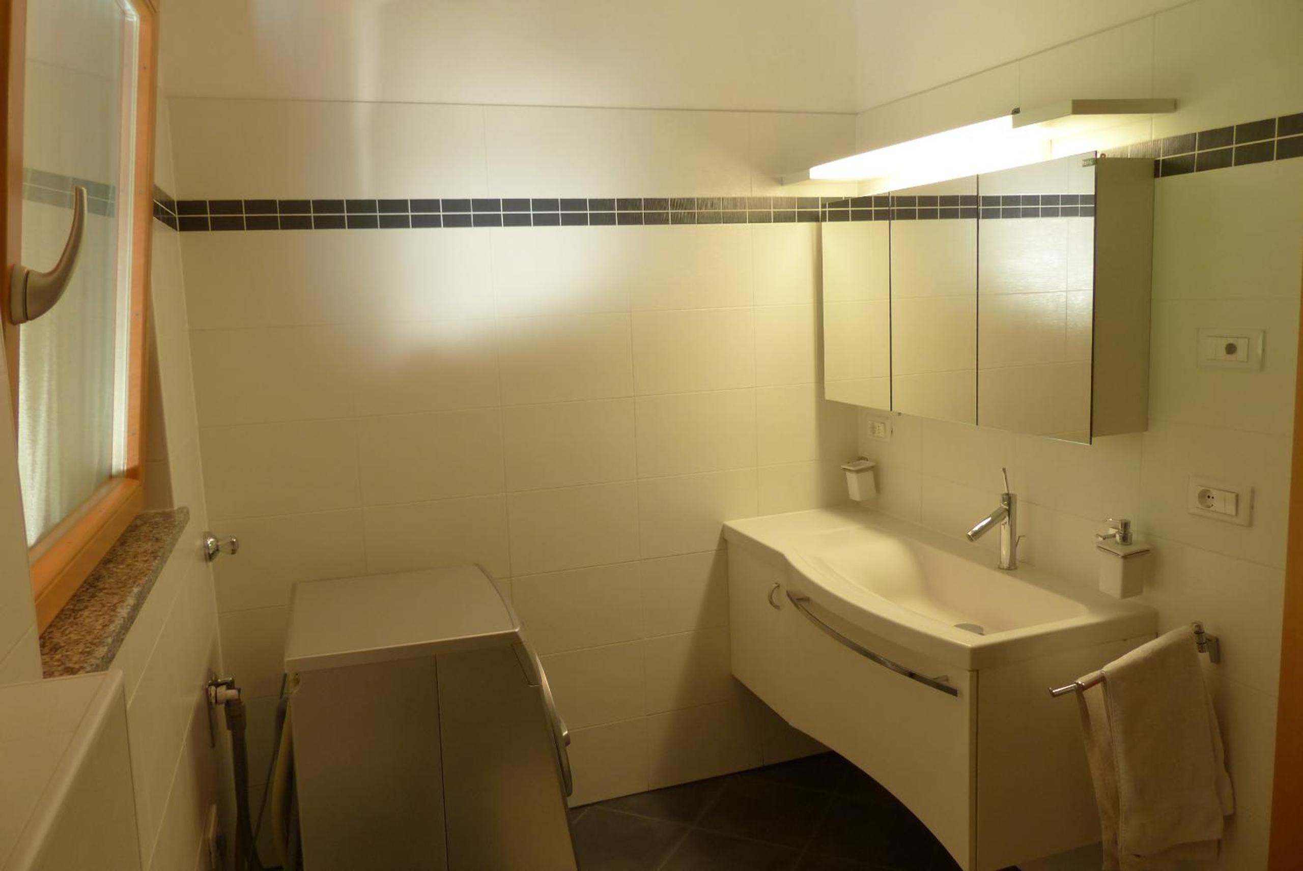 Suite - Attic photo 2