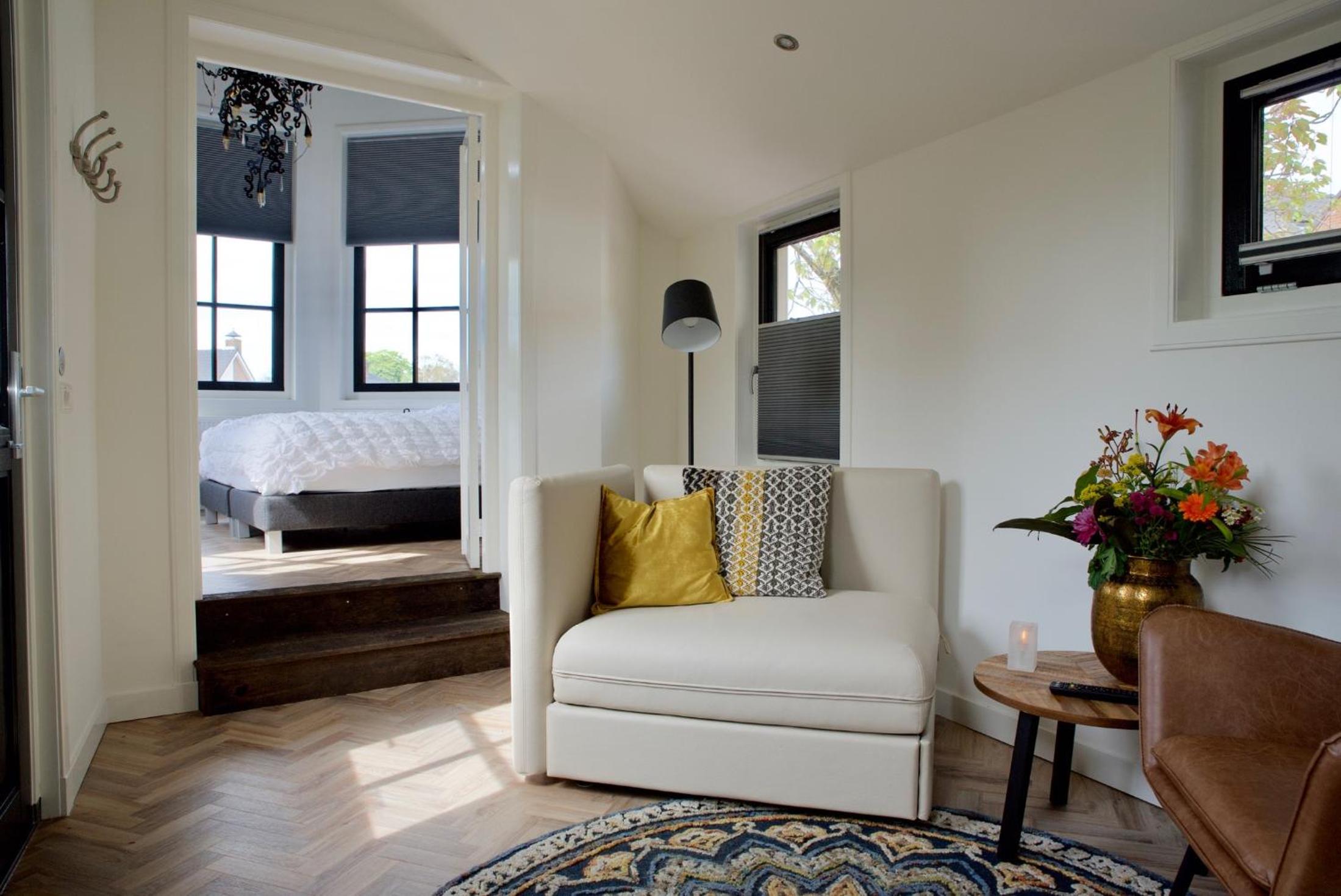 Suite with River View - Photo 1