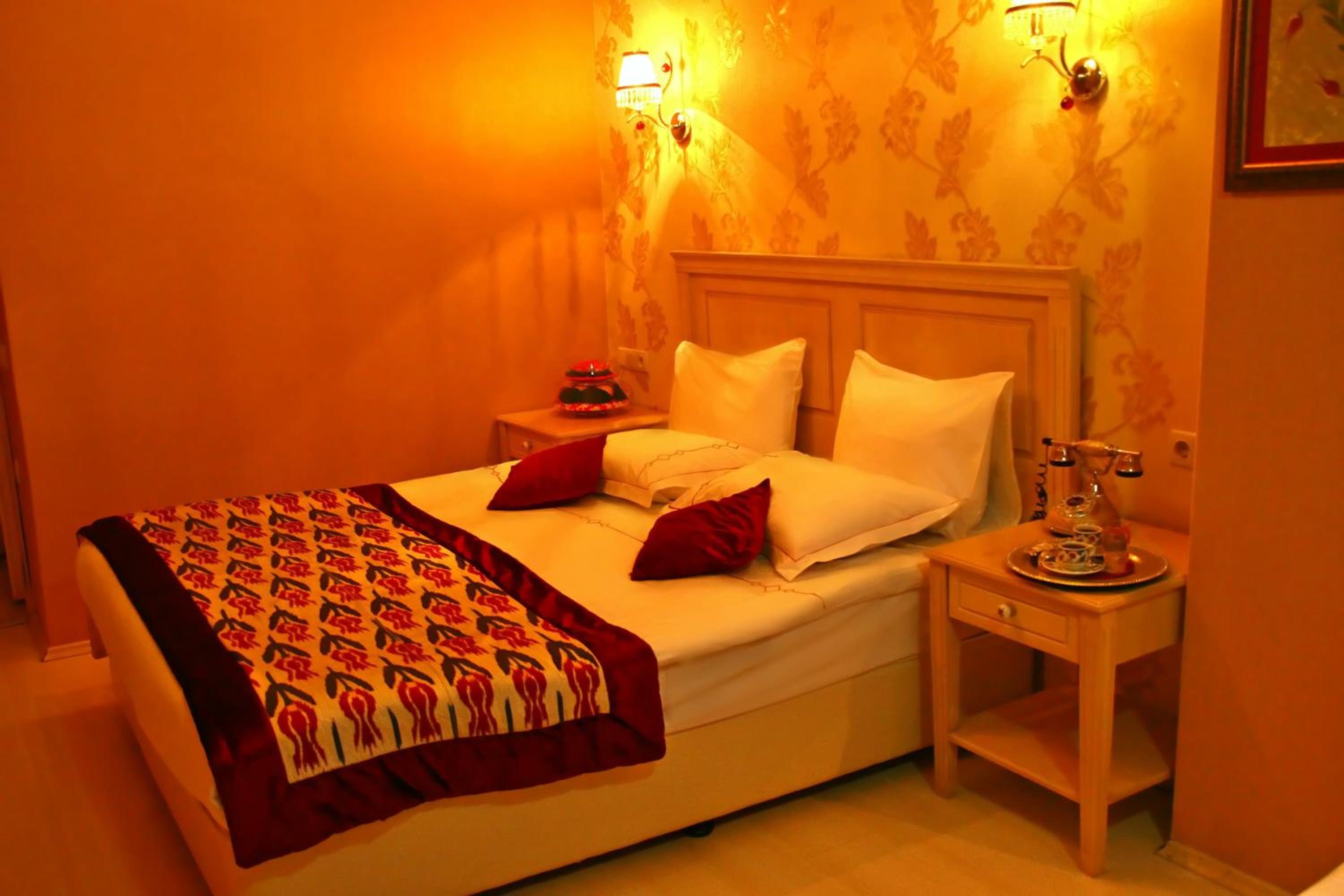 Economy Double Room photo 3