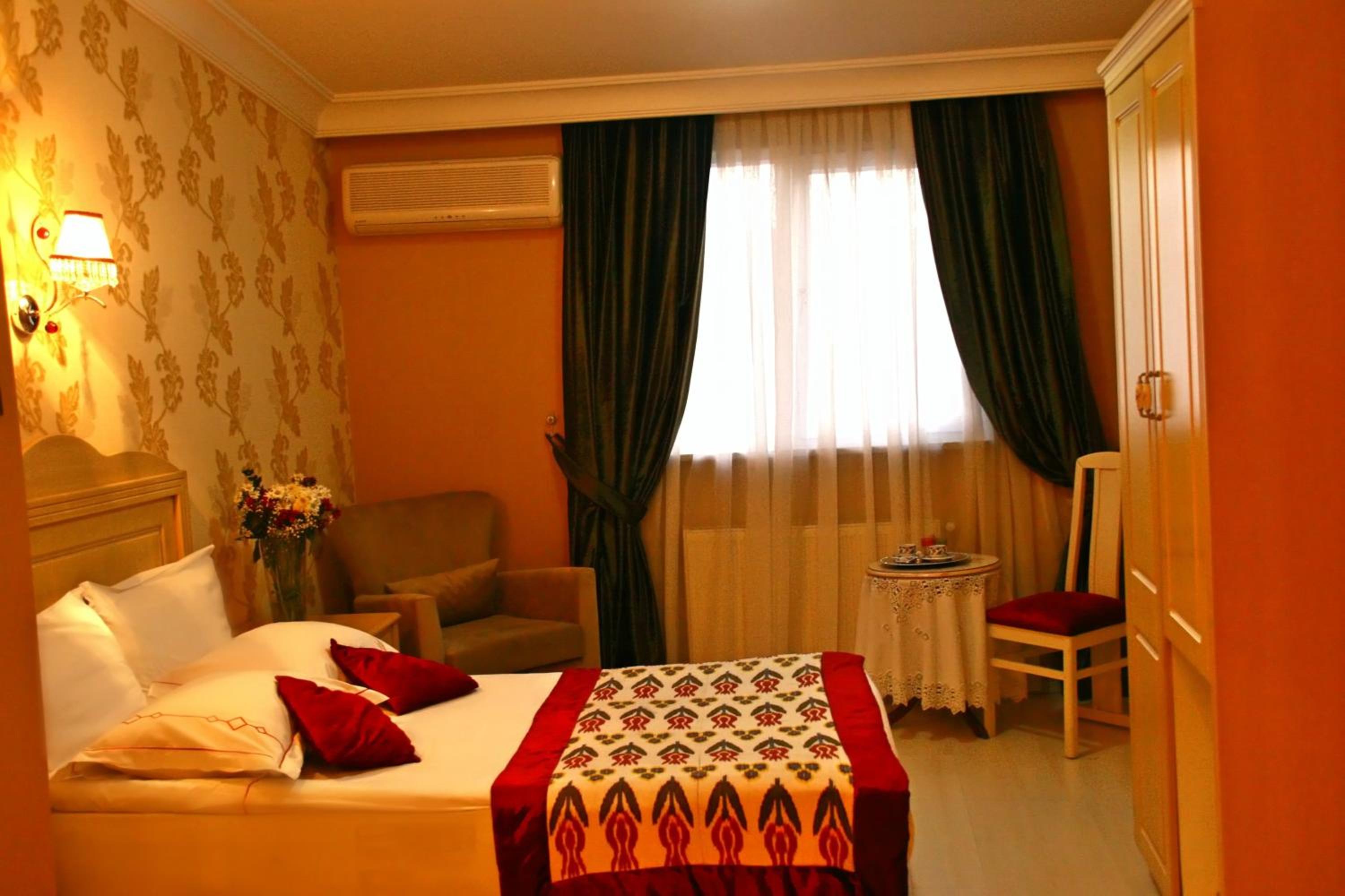Deluxe Double Room with Sea View photo 2
