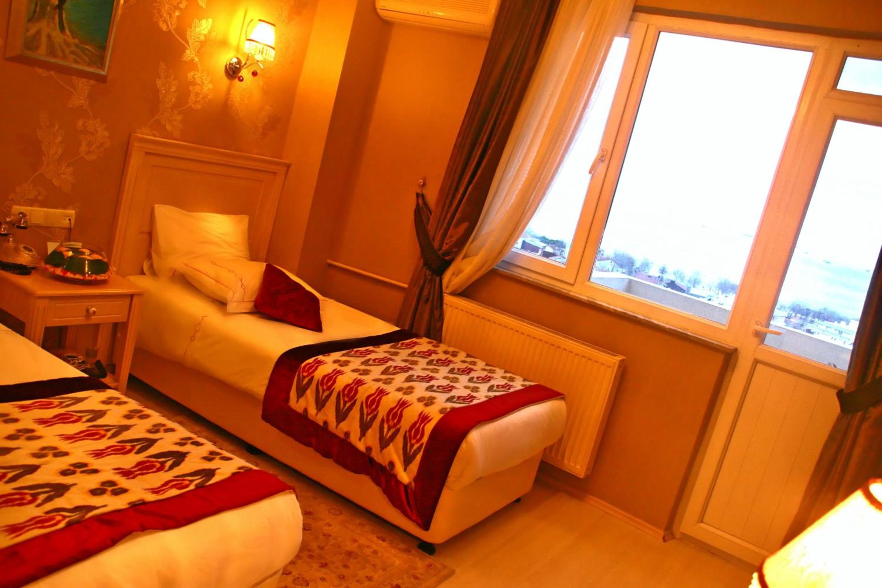 Double Room with Balcony and Sea View photo 1